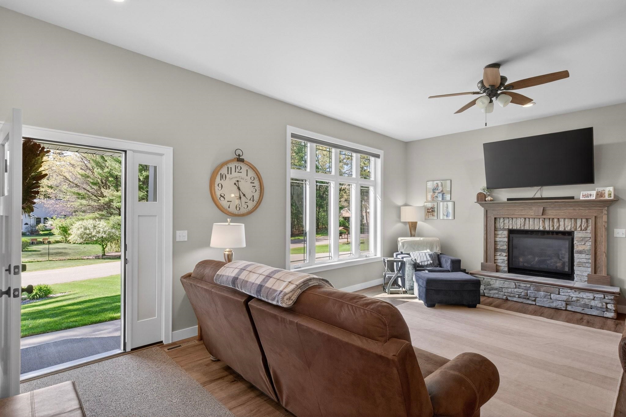 2430 CRYSTAL LANE, Wisconsin Rapids, Wisconsin 54494, 4 Bedrooms Bedrooms, ,3 BathroomsBathrooms,Residential,For Sale,2430 CRYSTAL LANE,22602153