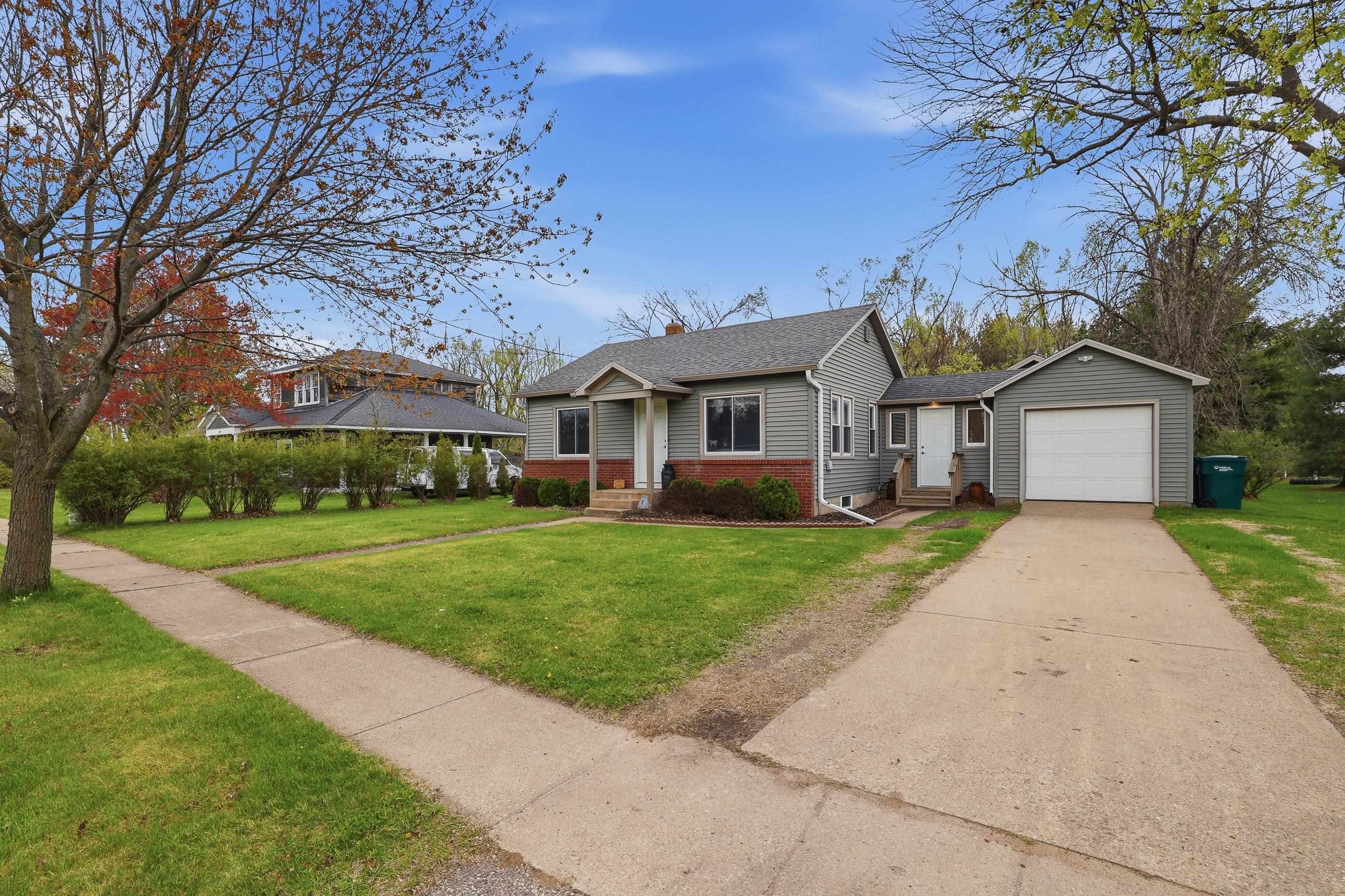 5540 COUNTY ROAD W, Bancroft, Wisconsin 54921, 3 Bedrooms Bedrooms, ,1 BathroomBathrooms,Residential,For Sale,5540 COUNTY ROAD W,22602156