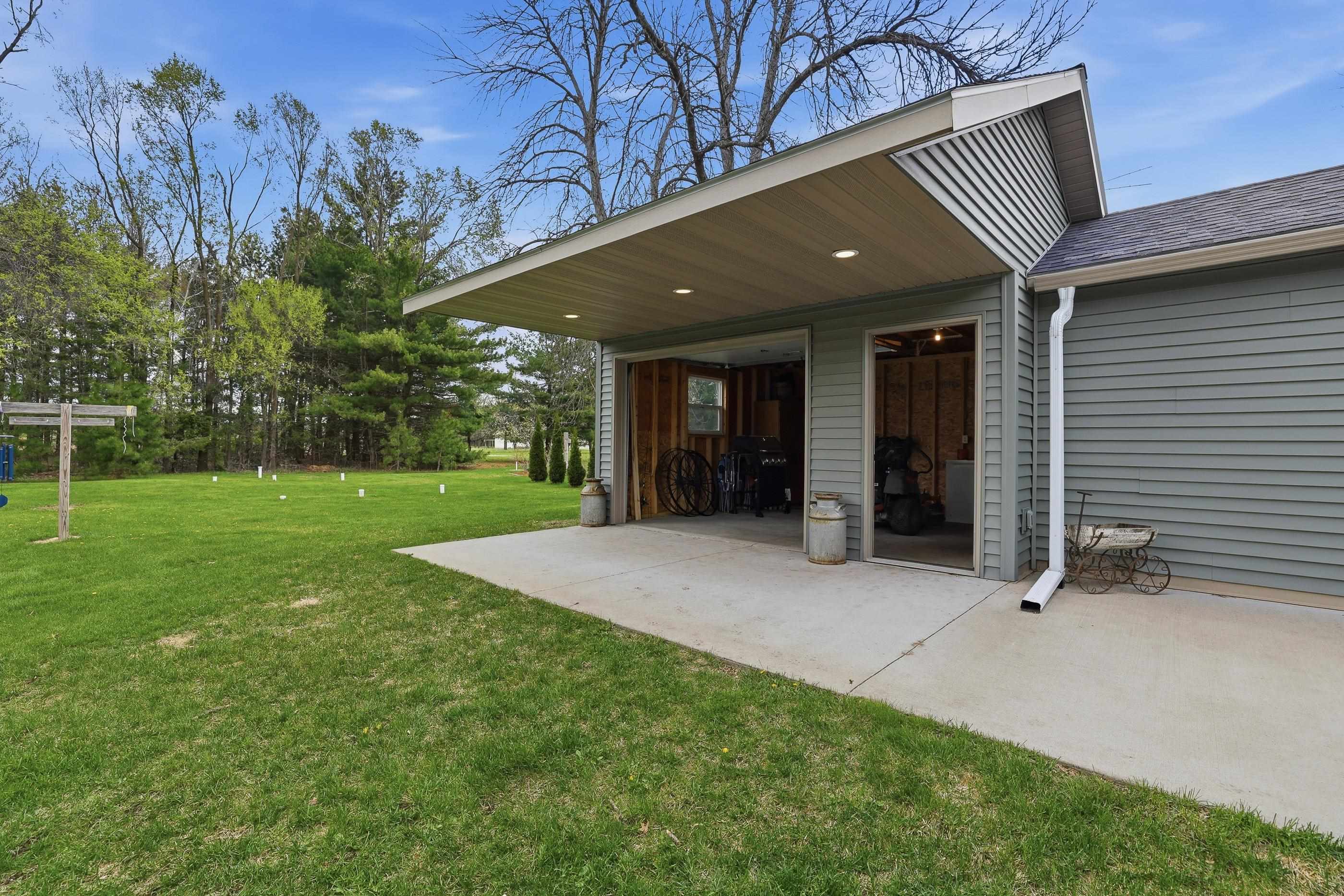 5540 COUNTY ROAD W, Bancroft, Wisconsin 54921, 3 Bedrooms Bedrooms, ,1 BathroomBathrooms,Residential,For Sale,5540 COUNTY ROAD W,22602156