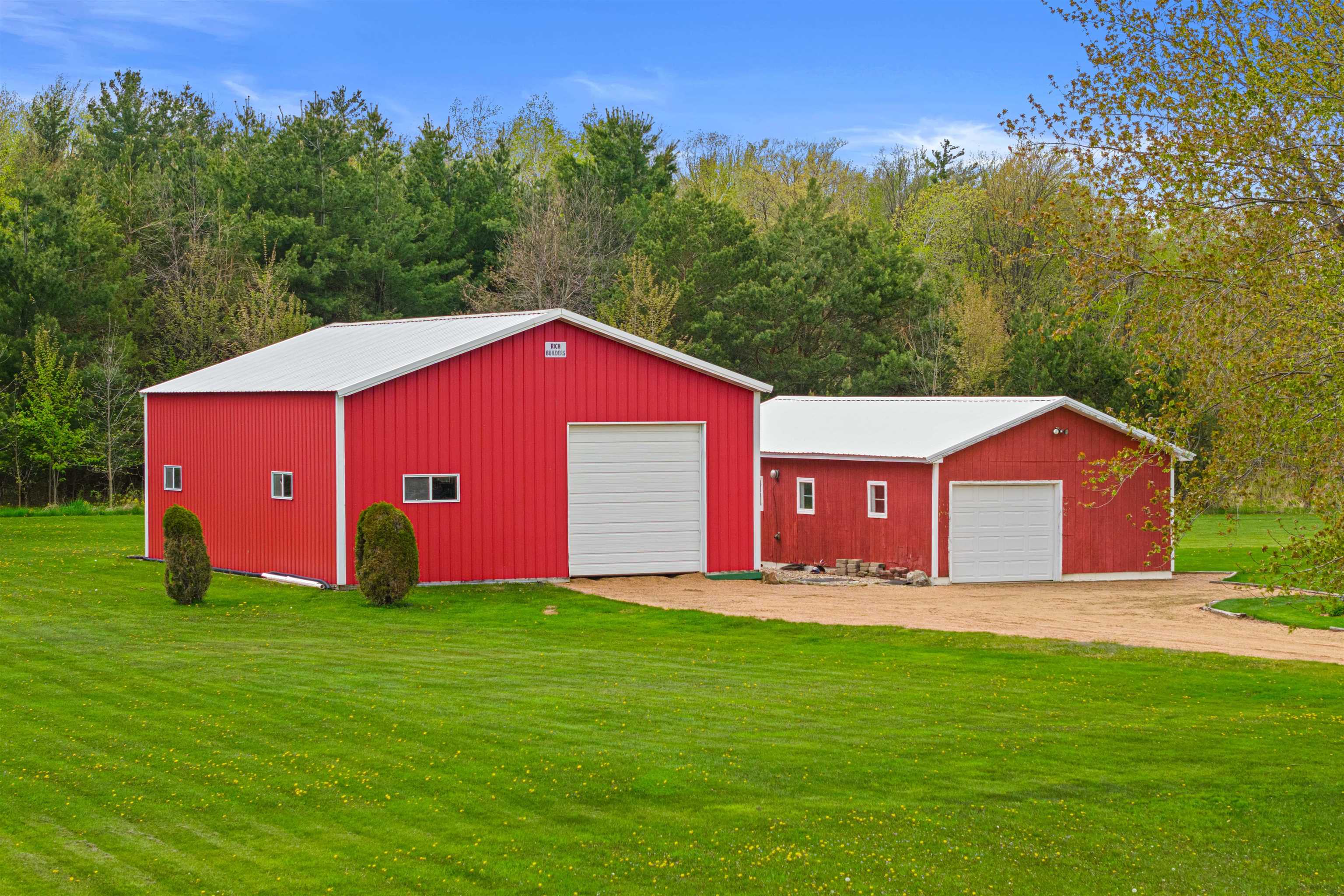 5805 COUNTY HIGHWAY F, Wisconsin Rapids, Wisconsin 54495, 3 Bedrooms Bedrooms, ,1 BathroomBathrooms,Residential,For Sale,5805 COUNTY HIGHWAY F,22602160