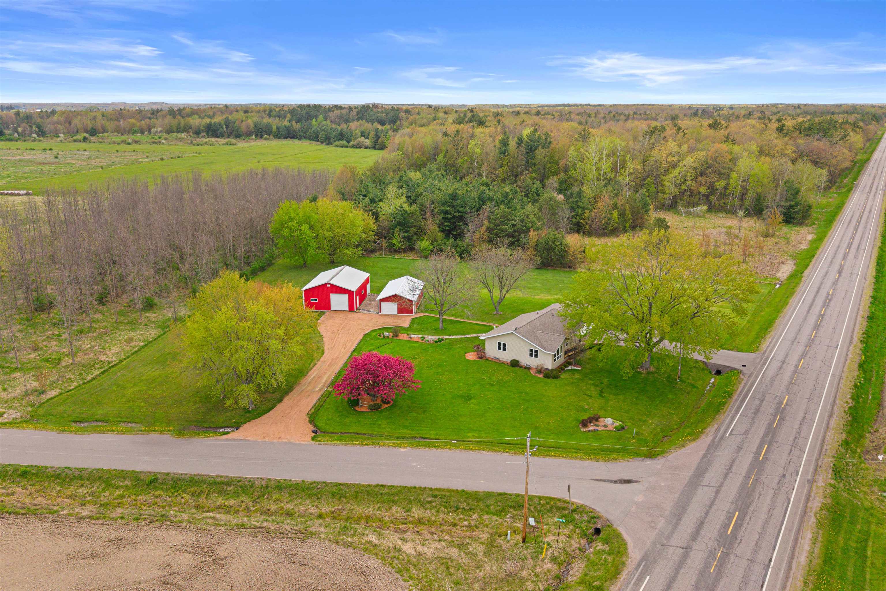 5805 COUNTY HIGHWAY F, Wisconsin Rapids, Wisconsin 54495, 3 Bedrooms Bedrooms, ,1 BathroomBathrooms,Residential,For Sale,5805 COUNTY HIGHWAY F,22602160