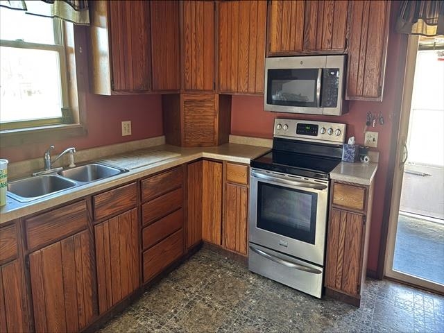 221 W 4TH STREET, Neillsville, Wisconsin 54456, 2 Bedrooms Bedrooms, ,1 BathroomBathrooms,Residential,For Sale,221 W 4TH STREET,22602161