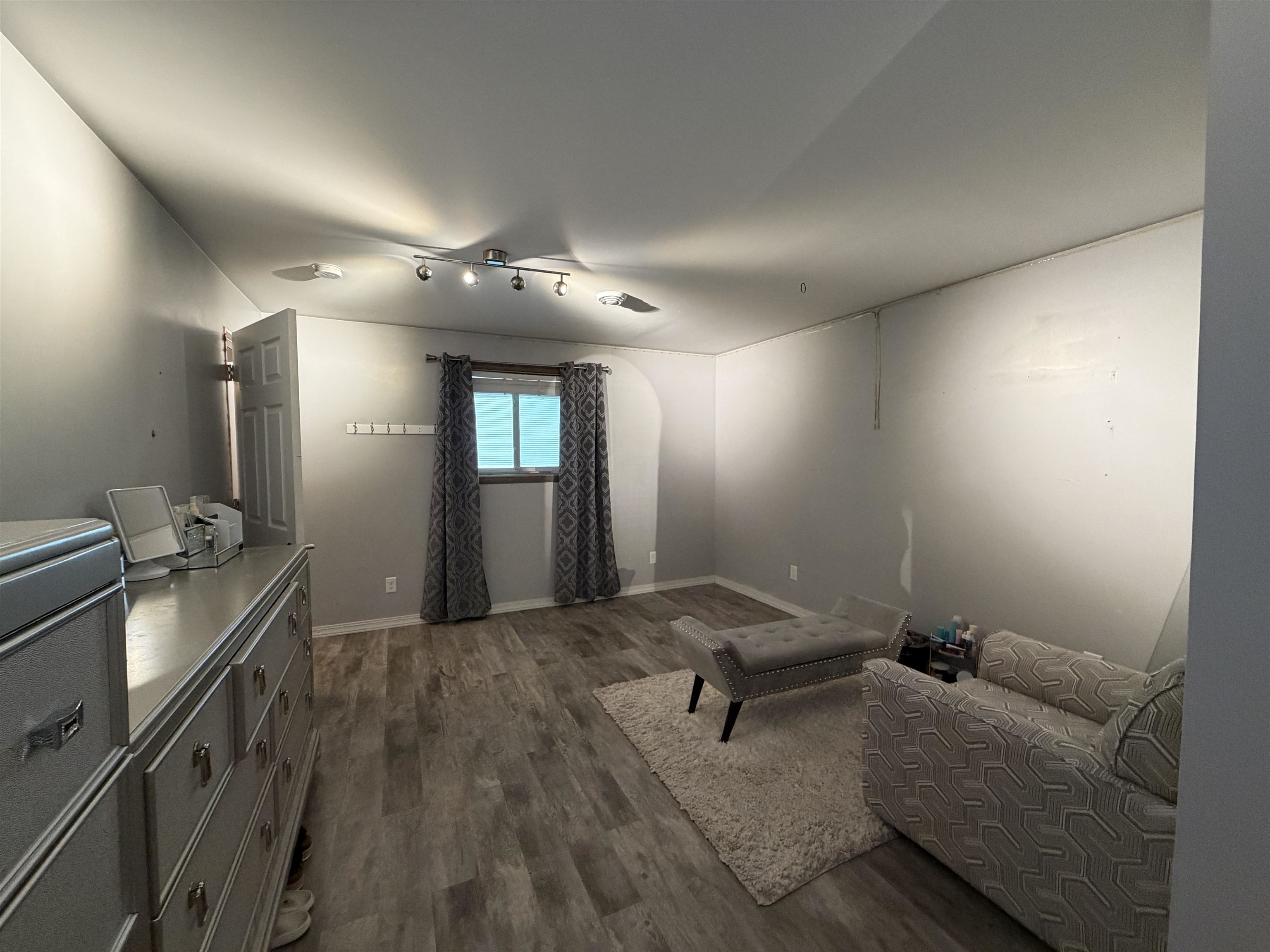 901 WATERSIDE STREET, Athens, Wisconsin 54411, 5 Bedrooms Bedrooms, ,3 BathroomsBathrooms,Residential,For Sale,901 WATERSIDE STREET,22602164