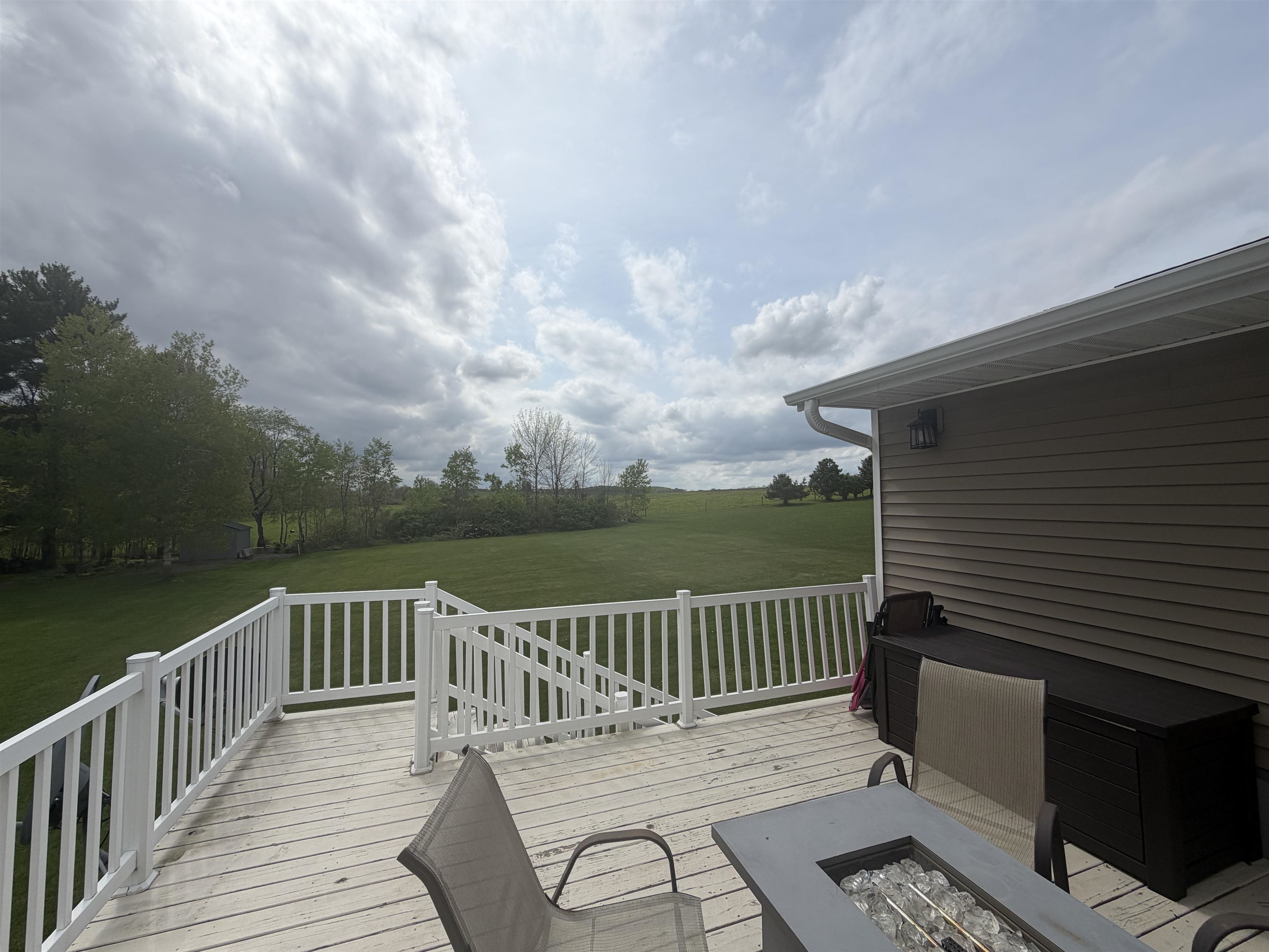 901 WATERSIDE STREET, Athens, Wisconsin 54411, 5 Bedrooms Bedrooms, ,3 BathroomsBathrooms,Residential,For Sale,901 WATERSIDE STREET,22602164