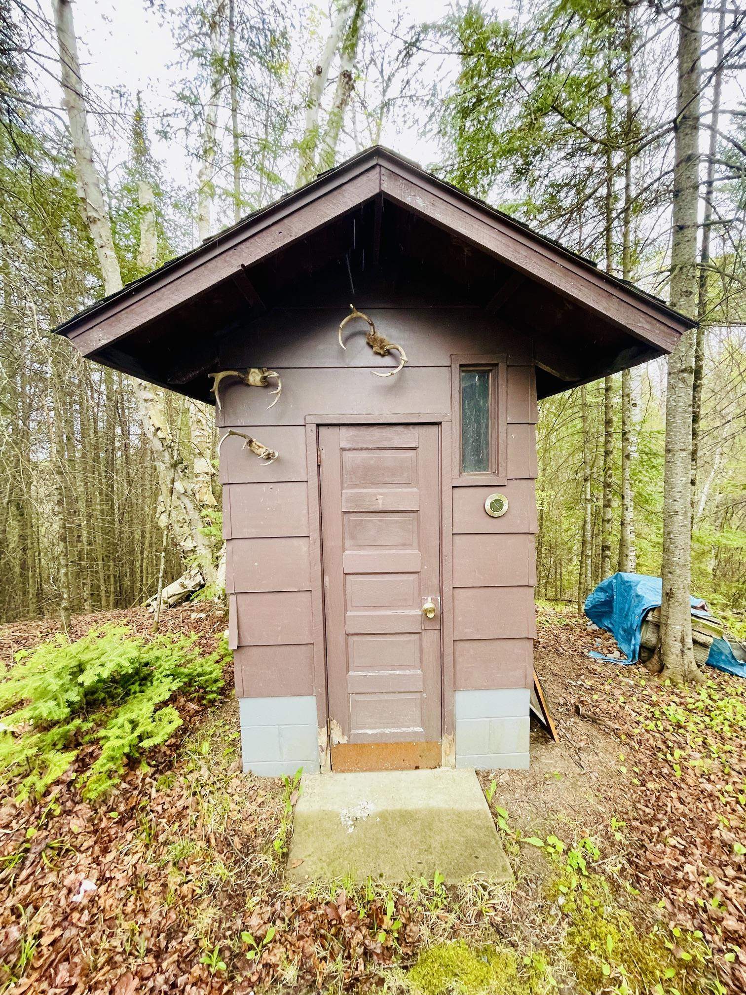 1527 CAMP SIX ROAD, Rhinelander, Wisconsin 54501, 1 Bedroom Bedrooms, ,1 BathroomBathrooms,Residential,For Sale,1527 CAMP SIX ROAD,22602165