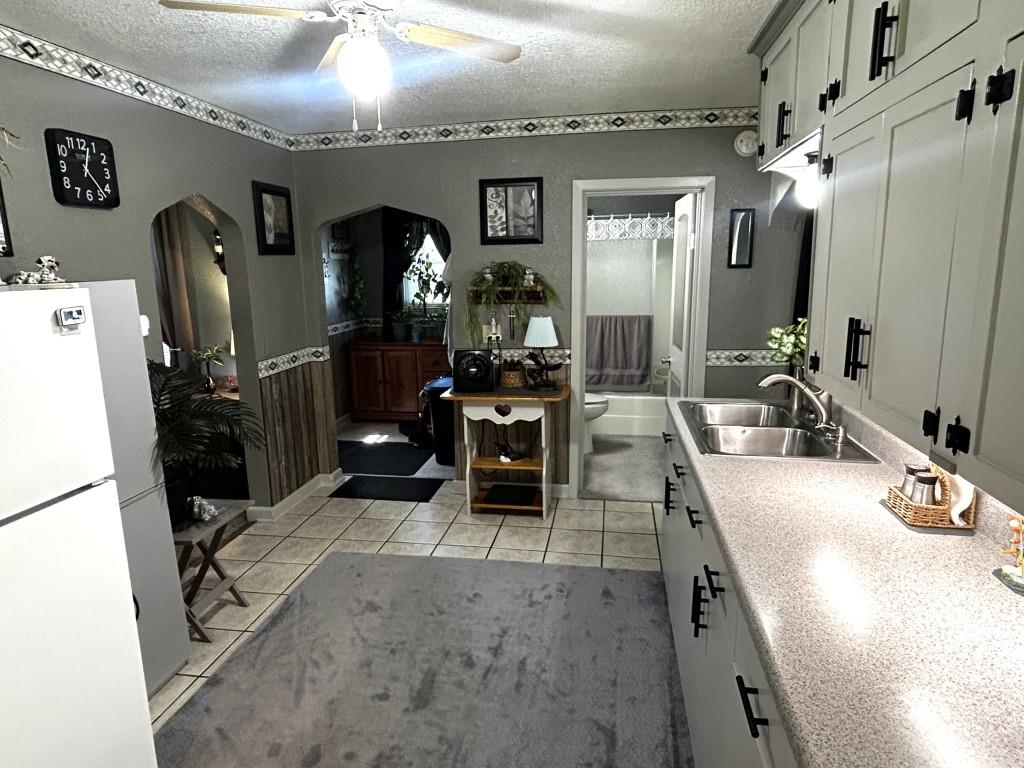 907 N 3RD AVENUE, Wausau, Wisconsin 54401, 2 Bedrooms Bedrooms, ,2 BathroomsBathrooms,Residential,For Sale,907 N 3RD AVENUE,22602177