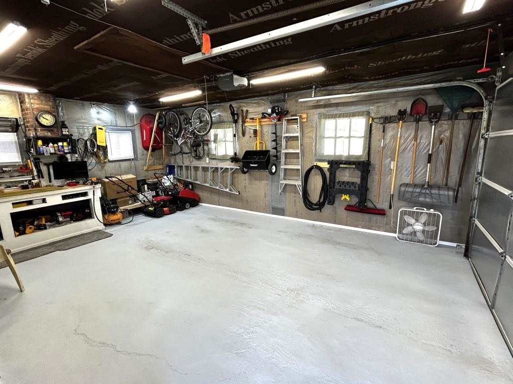 907 N 3RD AVENUE, Wausau, Wisconsin 54401, 2 Bedrooms Bedrooms, ,2 BathroomsBathrooms,Residential,For Sale,907 N 3RD AVENUE,22602177