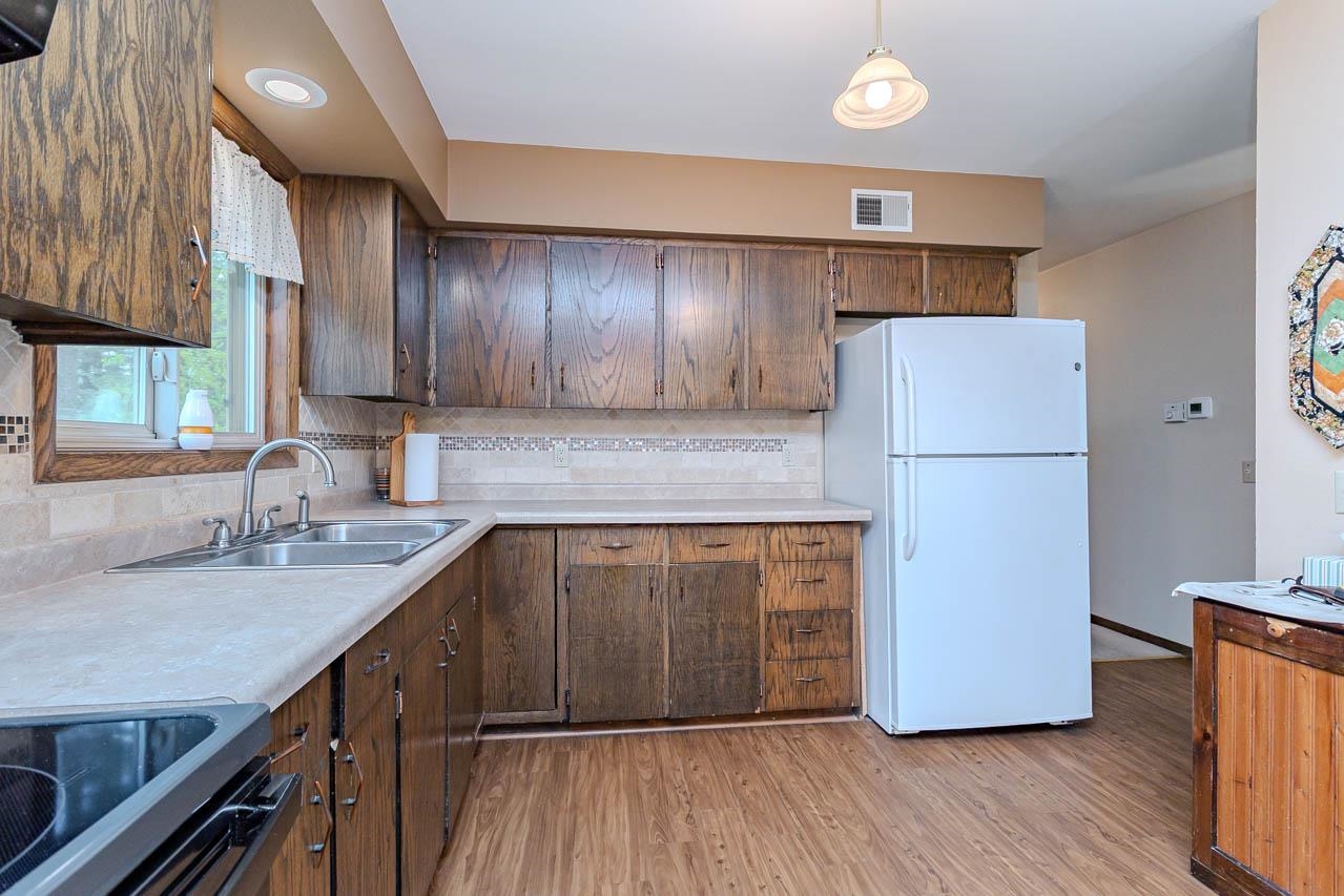 1003 MADISON STREET, Merrill, Wisconsin 54452, 3 Bedrooms Bedrooms, ,1 BathroomBathrooms,Residential,For Sale,1003 MADISON STREET,22602178