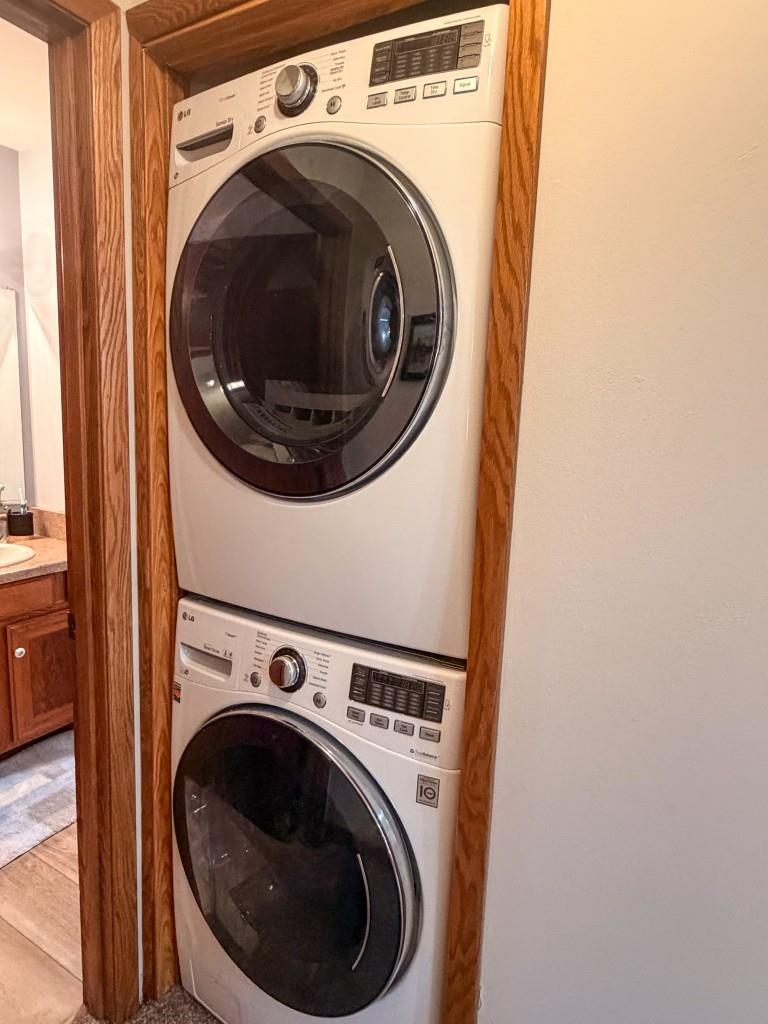 1212 GRAND AVENUE, Wausau, Wisconsin 54403, 1 Bedroom Bedrooms, ,1 BathroomBathrooms,Residential,For Sale,1212 GRAND AVENUE,22602180