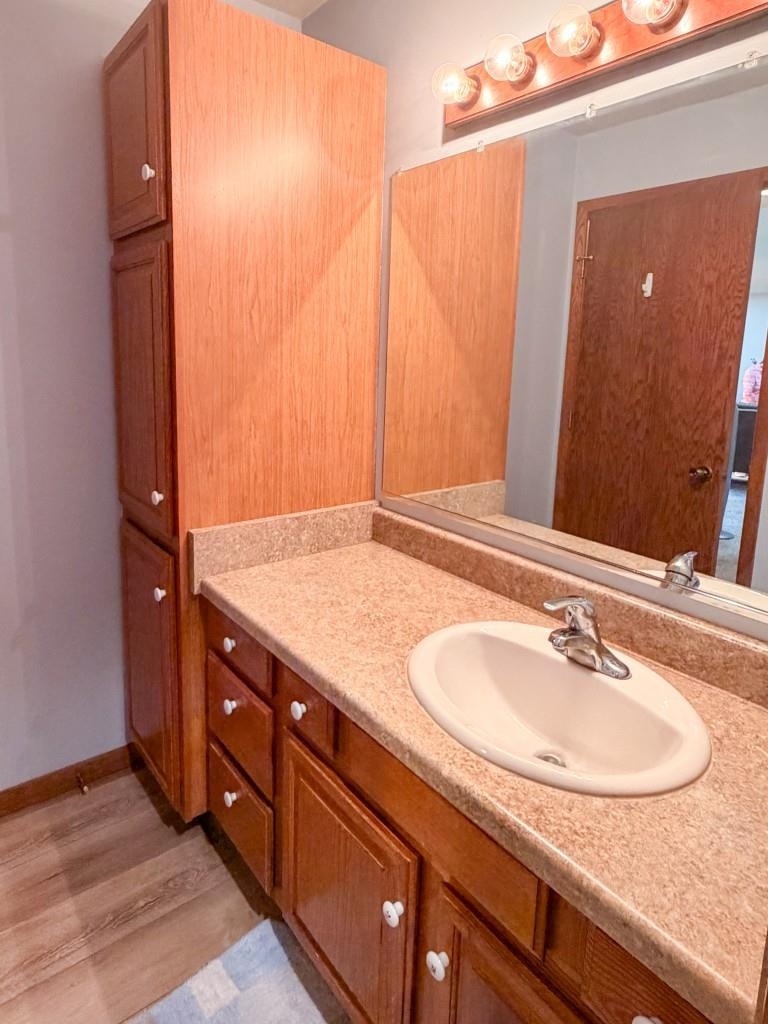 1212 GRAND AVENUE, Wausau, Wisconsin 54403, 1 Bedroom Bedrooms, ,1 BathroomBathrooms,Residential,For Sale,1212 GRAND AVENUE,22602180