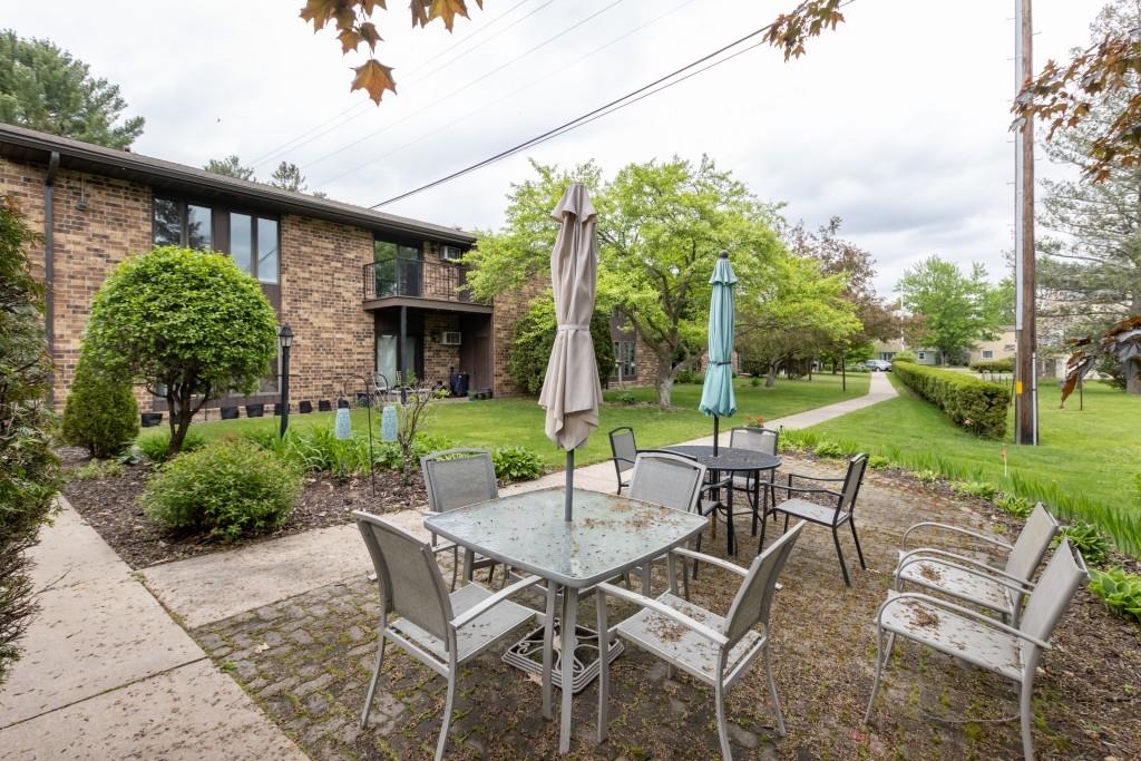 1212 GRAND AVENUE, Wausau, Wisconsin 54403, 1 Bedroom Bedrooms, ,1 BathroomBathrooms,Residential,For Sale,1212 GRAND AVENUE,22602180