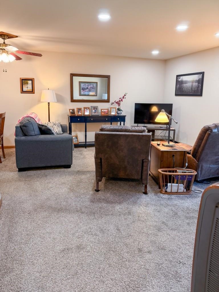 1212 GRAND AVENUE, Wausau, Wisconsin 54403, 1 Bedroom Bedrooms, ,1 BathroomBathrooms,Residential,For Sale,1212 GRAND AVENUE,22602180