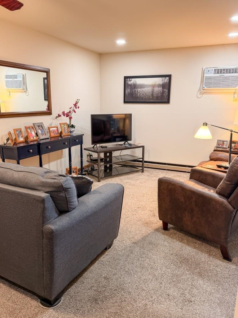 1212 GRAND AVENUE, Wausau, Wisconsin 54403, 1 Bedroom Bedrooms, ,1 BathroomBathrooms,Residential,For Sale,1212 GRAND AVENUE,22602180