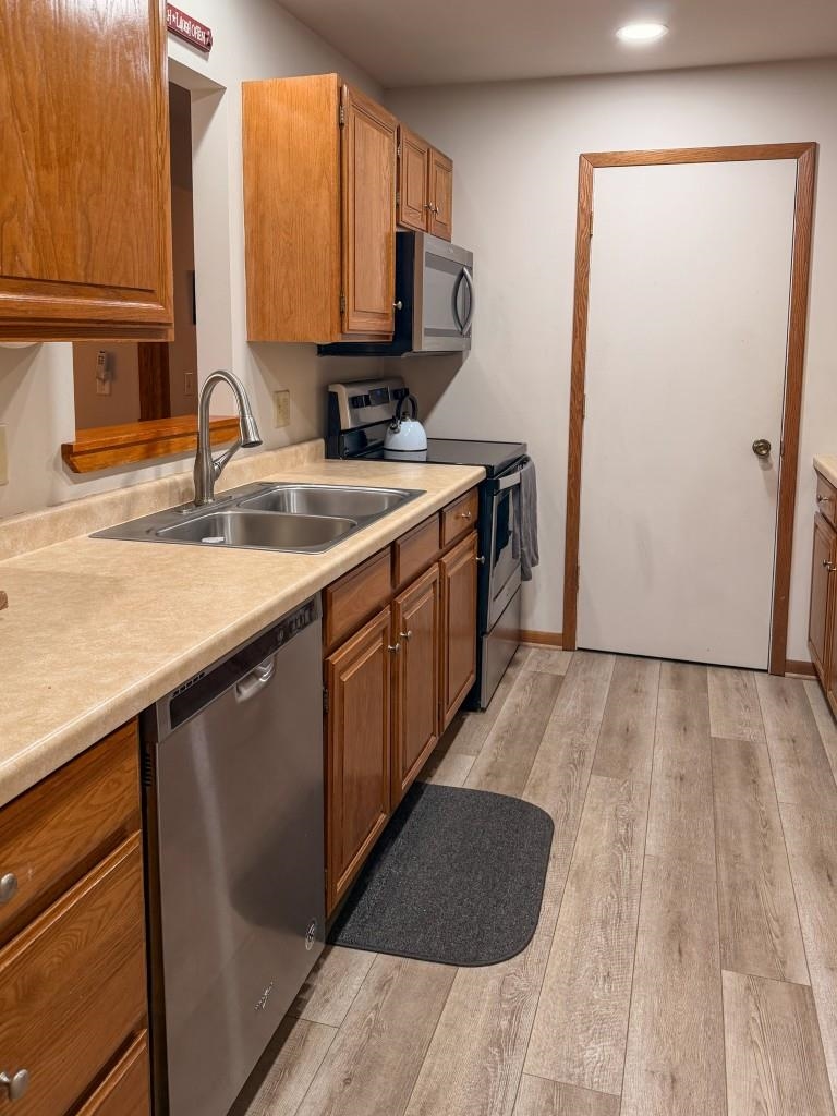 1212 GRAND AVENUE, Wausau, Wisconsin 54403, 1 Bedroom Bedrooms, ,1 BathroomBathrooms,Residential,For Sale,1212 GRAND AVENUE,22602180