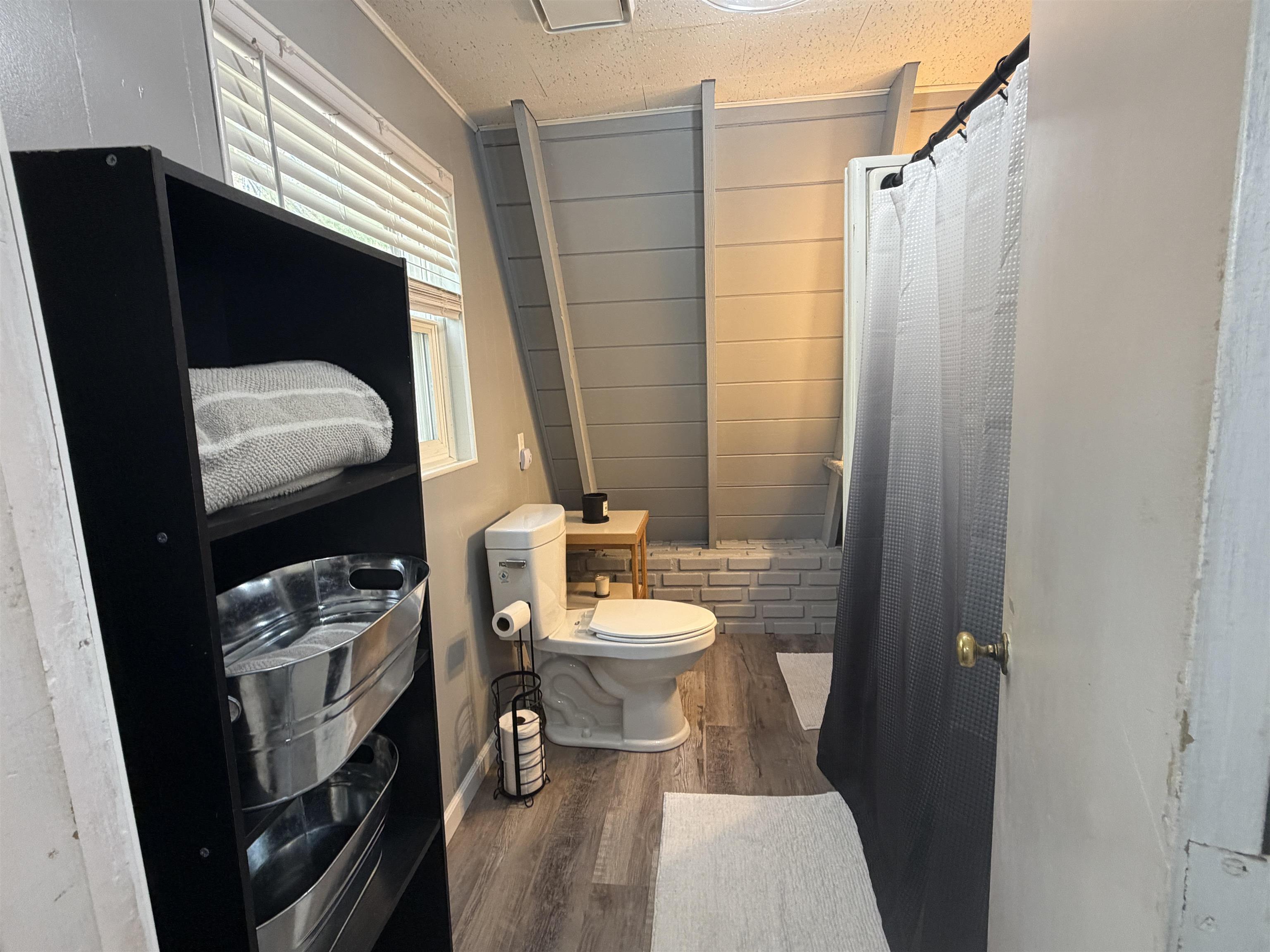 8111 S BO DI LAC DRIVE, Minocqua, Wisconsin 54548, 2 Bedrooms Bedrooms, ,1 BathroomBathrooms,Residential,For Sale,8111 S BO DI LAC DRIVE,22602182
