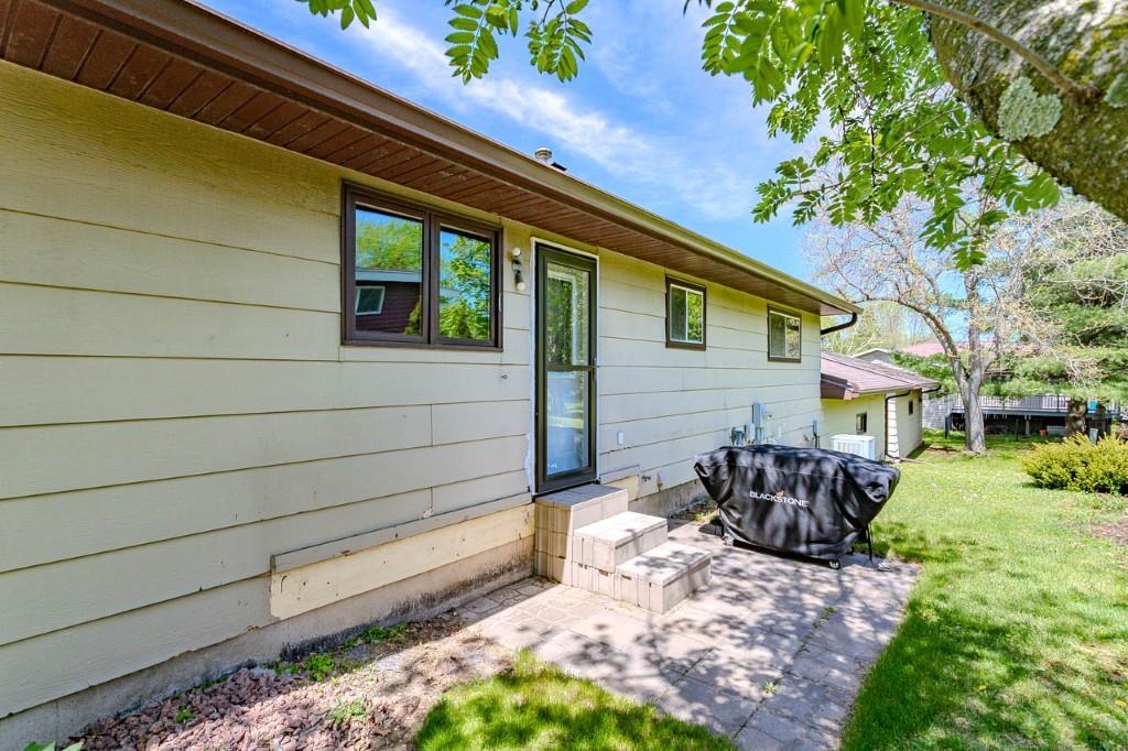 1501 BEECHWOOD DRIVE, Wausau, Wisconsin 54401, 3 Bedrooms Bedrooms, ,2 BathroomsBathrooms,Residential,For Sale,1501 BEECHWOOD DRIVE,22602184