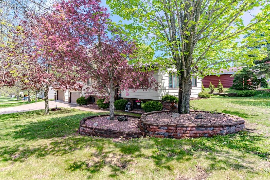 1501 BEECHWOOD DRIVE, Wausau, Wisconsin 54401, 3 Bedrooms Bedrooms, ,2 BathroomsBathrooms,Residential,For Sale,1501 BEECHWOOD DRIVE,22602184