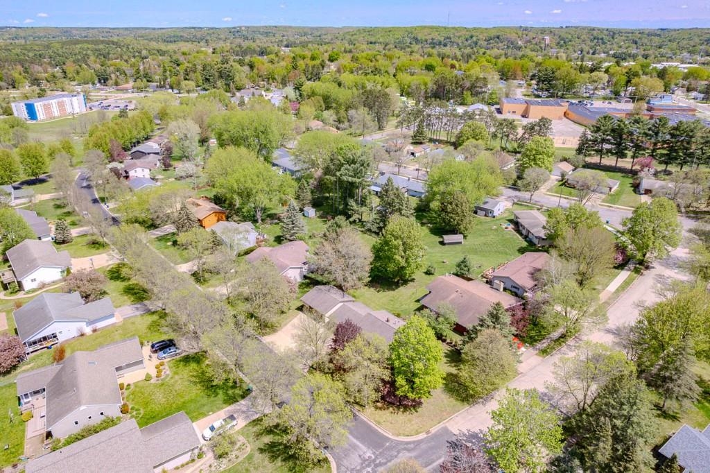 1501 BEECHWOOD DRIVE, Wausau, Wisconsin 54401, 3 Bedrooms Bedrooms, ,2 BathroomsBathrooms,Residential,For Sale,1501 BEECHWOOD DRIVE,22602184