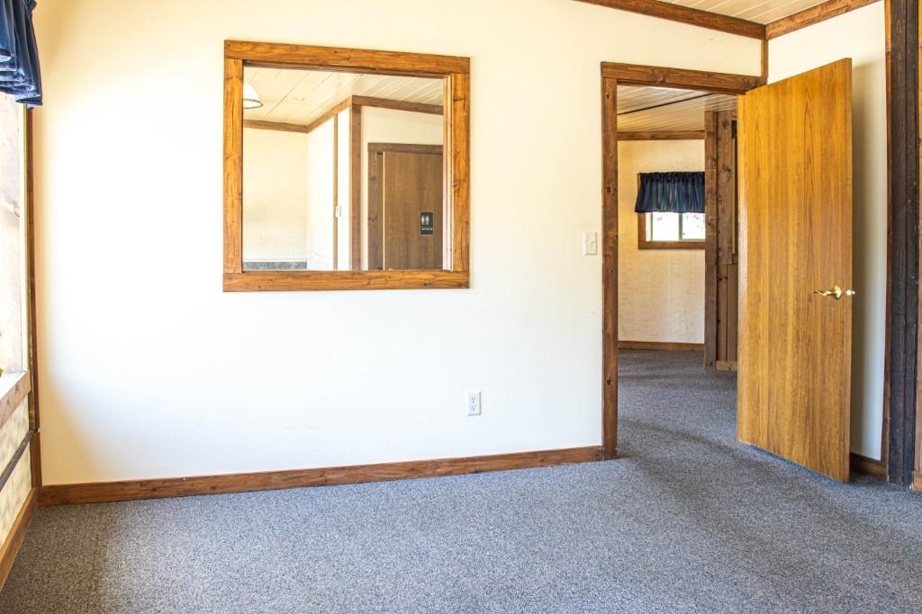 906 N CENTER AVENUE, Merrill, Wisconsin 54452, ,Commercial/industrial,For Sale,906 N CENTER AVENUE,22602188
