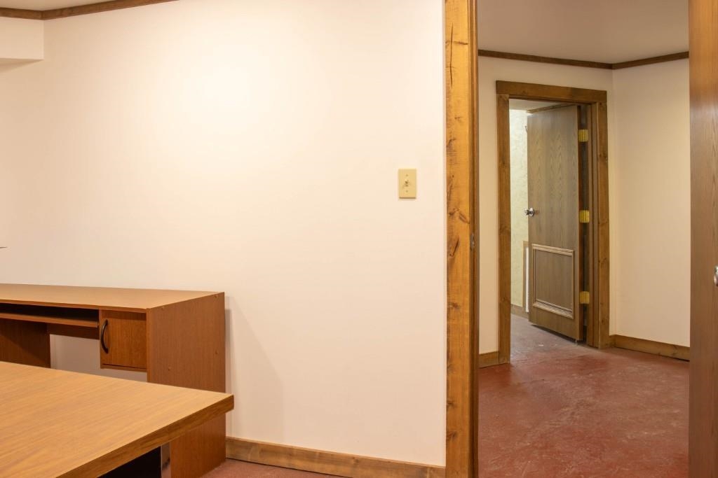 906 N CENTER AVENUE, Merrill, Wisconsin 54452, ,Commercial/industrial,For Sale,906 N CENTER AVENUE,22602188