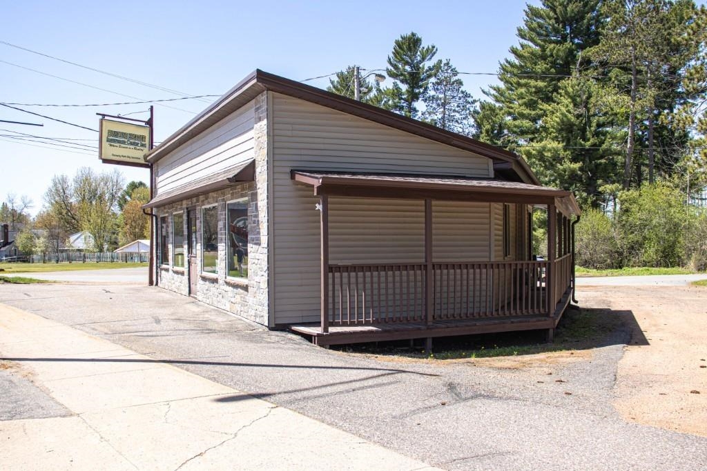 906 N CENTER AVENUE, Merrill, Wisconsin 54452, ,Commercial/industrial,For Sale,906 N CENTER AVENUE,22602188