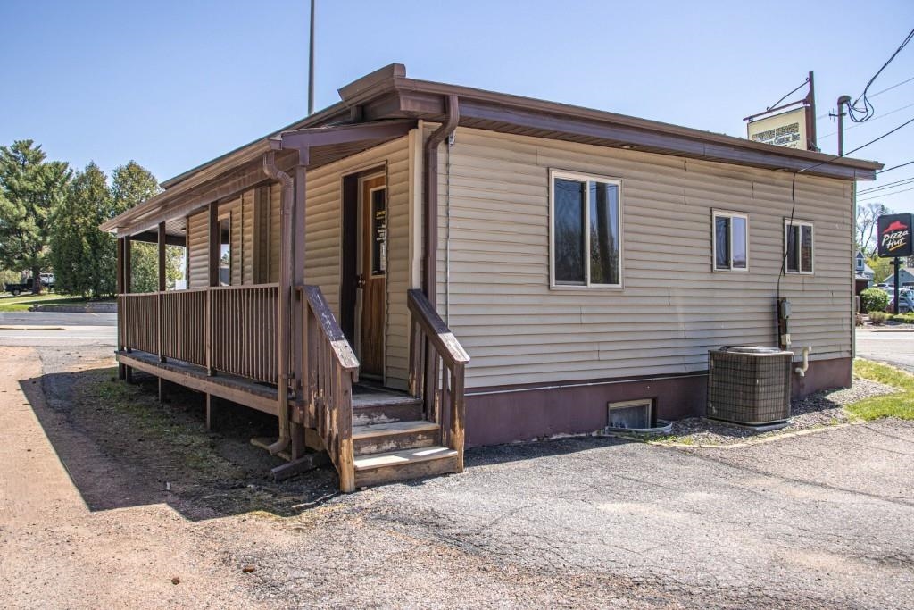 906 N CENTER AVENUE, Merrill, Wisconsin 54452, ,Commercial/industrial,For Sale,906 N CENTER AVENUE,22602188