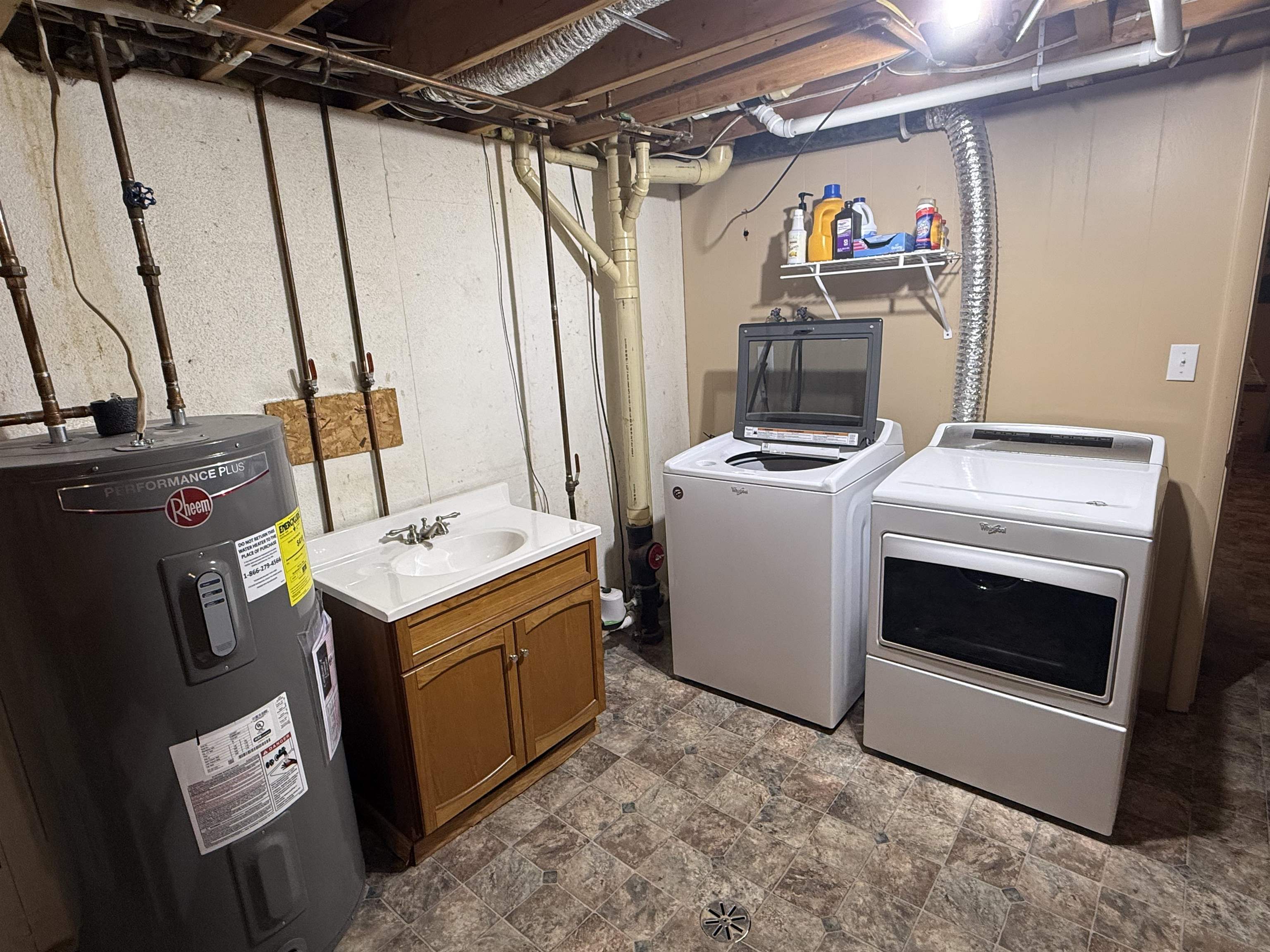 424 BILLINGS AVENUE, Medford, Wisconsin 54451, 3 Bedrooms Bedrooms, ,2 BathroomsBathrooms,Residential,For Sale,424 BILLINGS AVENUE,22602190