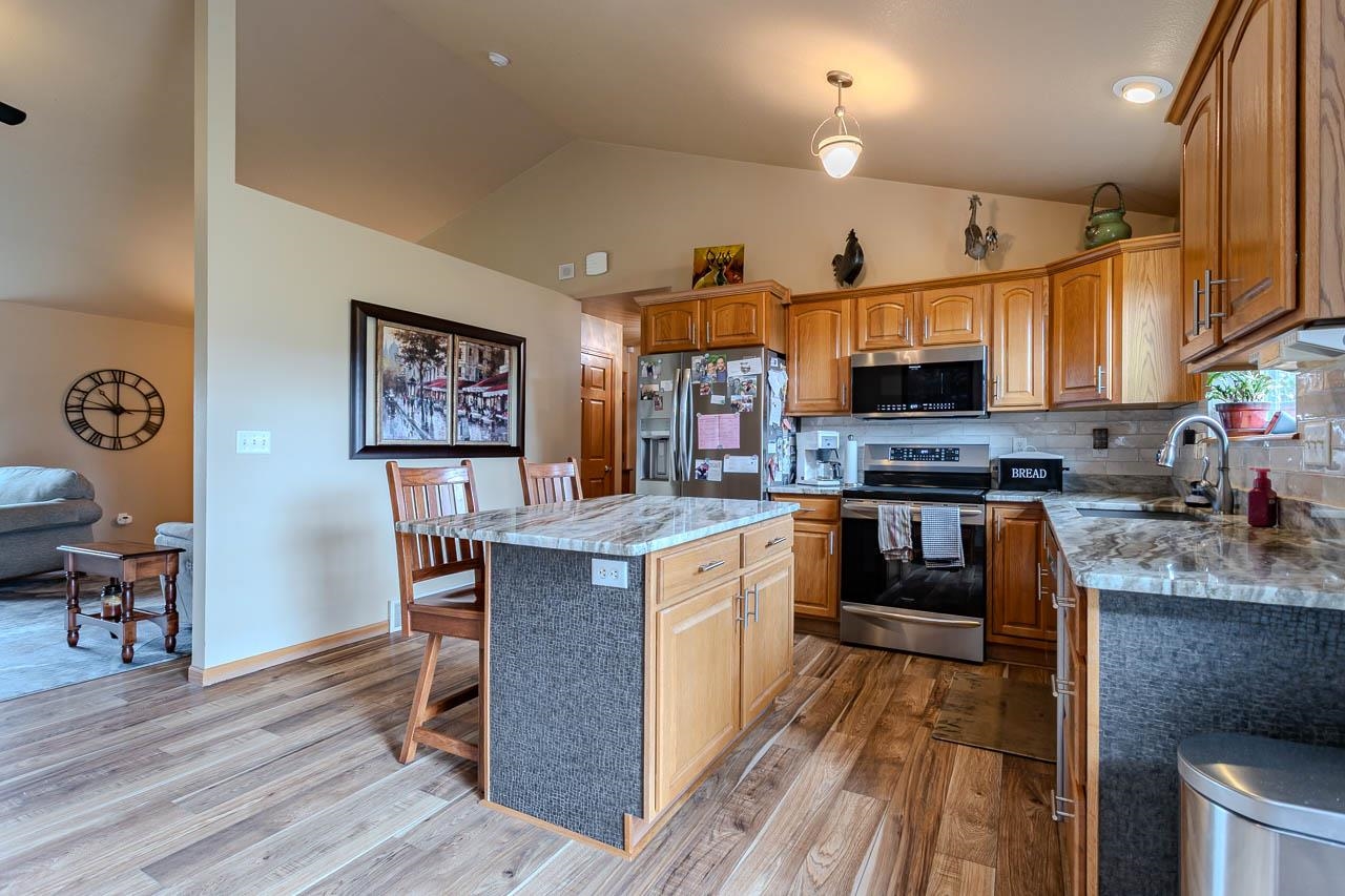 1985 WOODCREST CIRCLE, Kronenwetter, Wisconsin 54455, 4 Bedrooms Bedrooms, ,3 BathroomsBathrooms,Residential,For Sale,1985 WOODCREST CIRCLE,22602196