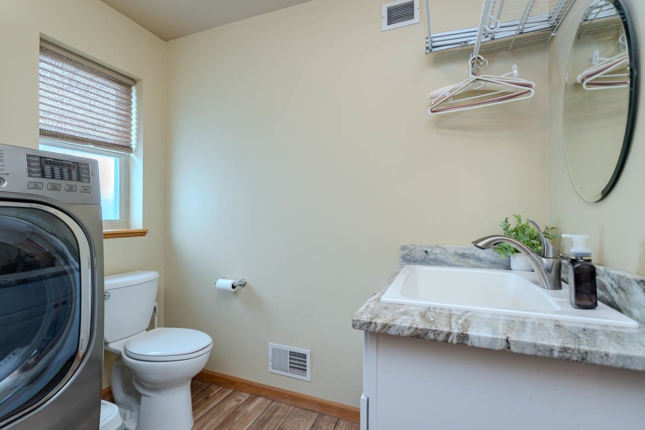 1985 WOODCREST CIRCLE, Kronenwetter, Wisconsin 54455, 4 Bedrooms Bedrooms, ,3 BathroomsBathrooms,Residential,For Sale,1985 WOODCREST CIRCLE,22602196