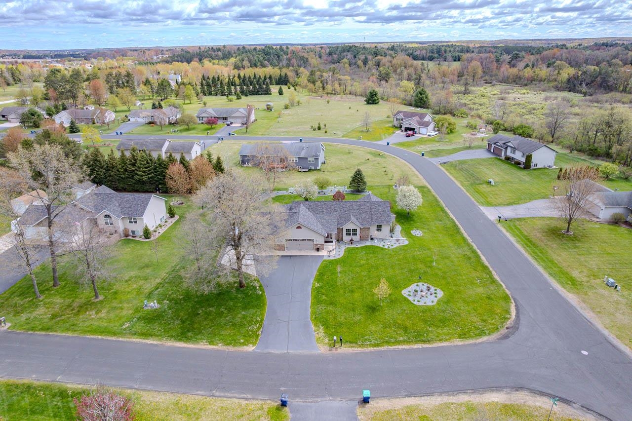 1985 WOODCREST CIRCLE, Kronenwetter, Wisconsin 54455, 4 Bedrooms Bedrooms, ,3 BathroomsBathrooms,Residential,For Sale,1985 WOODCREST CIRCLE,22602196