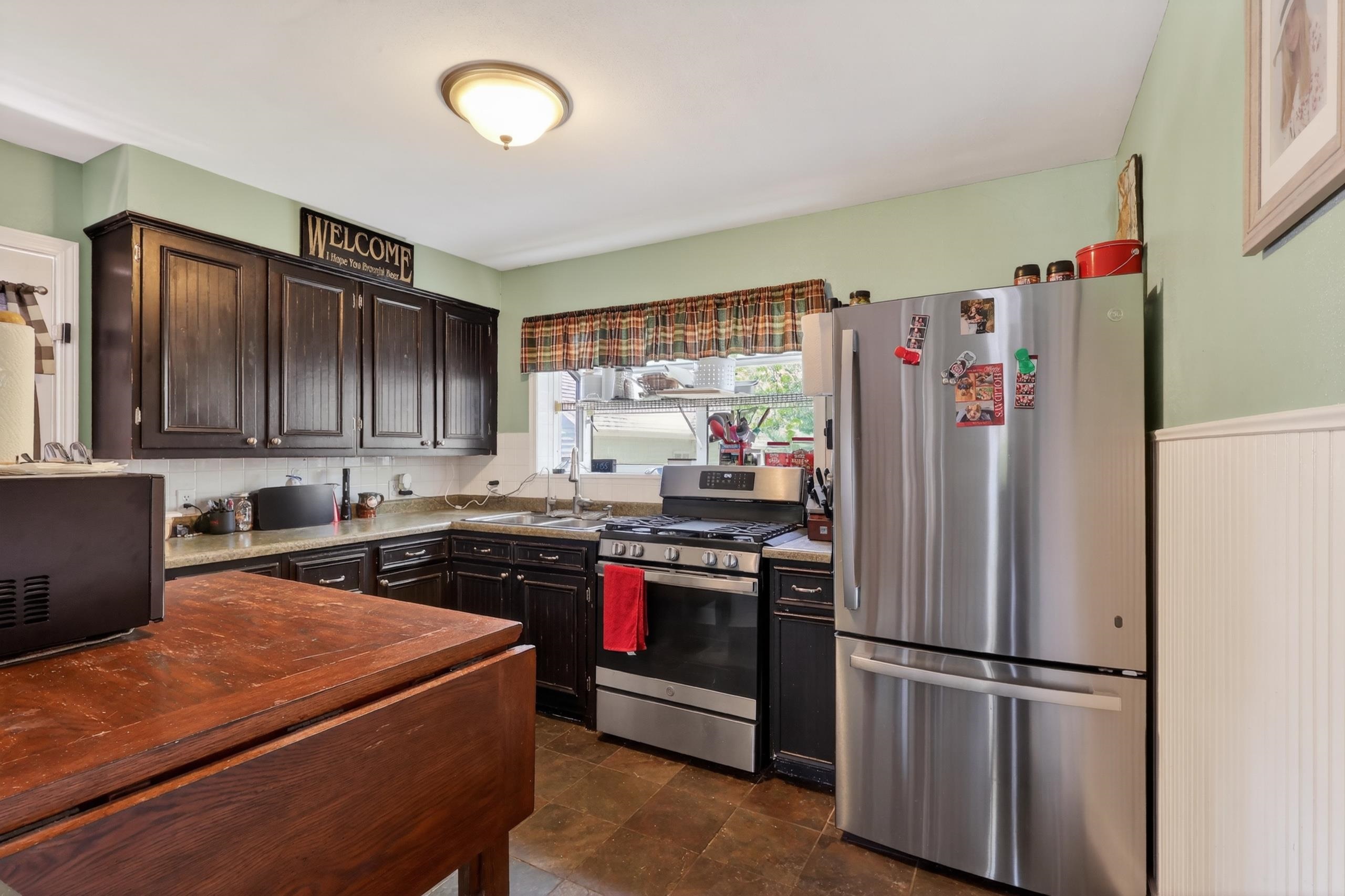 530 HILL STREET, Wisconsin Rapids, Wisconsin 54494, 3 Bedrooms Bedrooms, ,1 BathroomBathrooms,Residential,For Sale,530 HILL STREET,22602197
