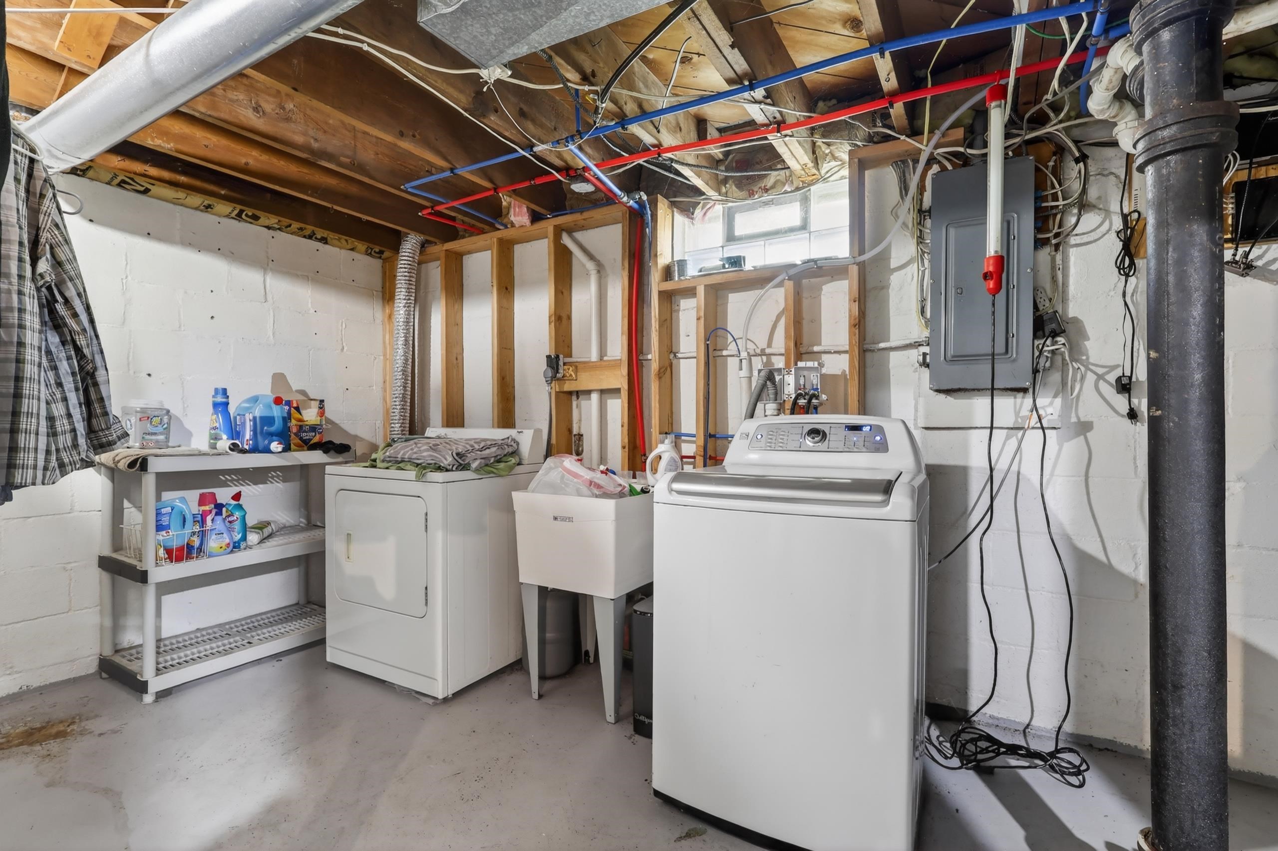 530 HILL STREET, Wisconsin Rapids, Wisconsin 54494, 3 Bedrooms Bedrooms, ,1 BathroomBathrooms,Residential,For Sale,530 HILL STREET,22602197