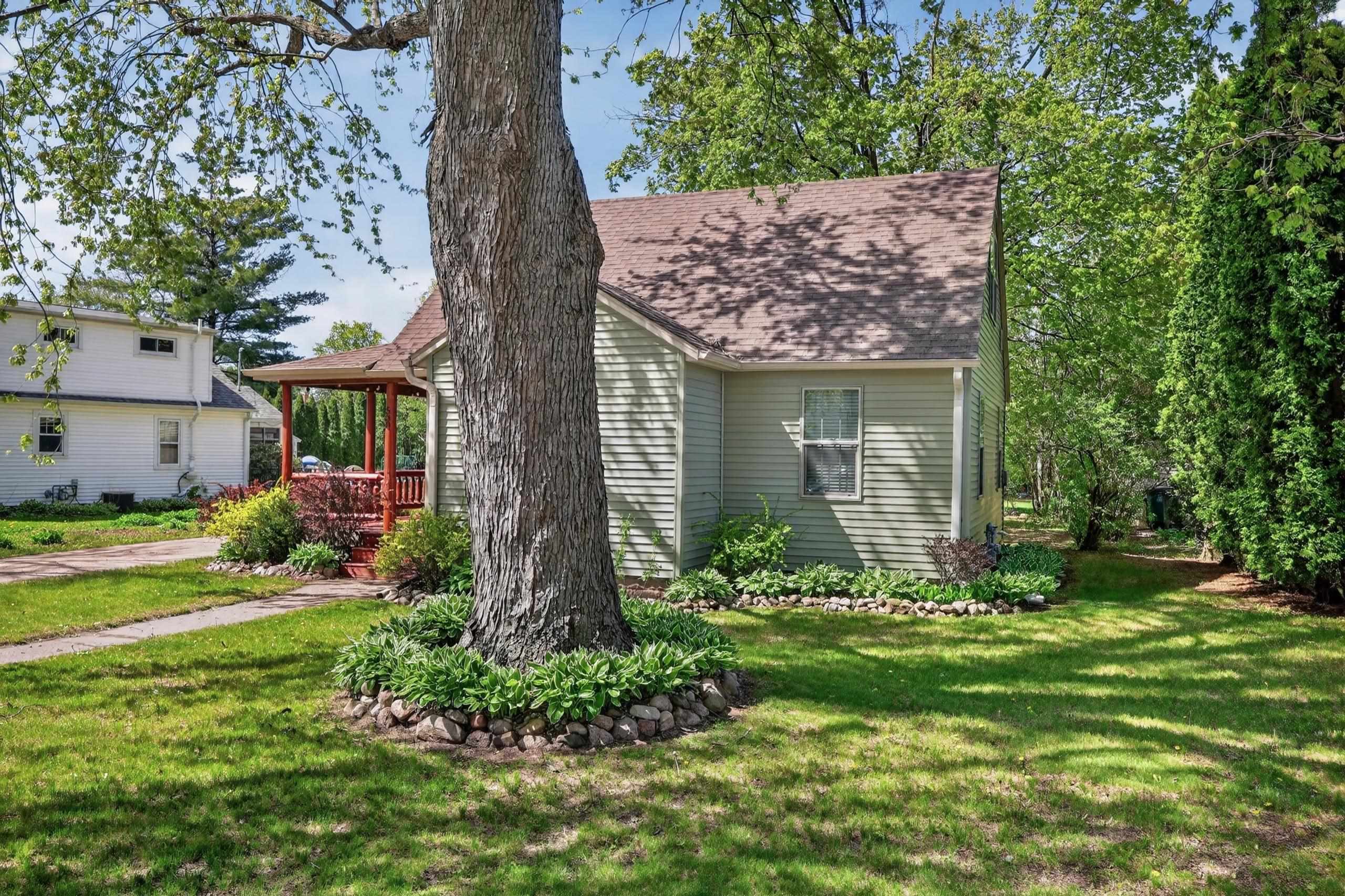 530 HILL STREET, Wisconsin Rapids, Wisconsin 54494, 3 Bedrooms Bedrooms, ,1 BathroomBathrooms,Residential,For Sale,530 HILL STREET,22602197