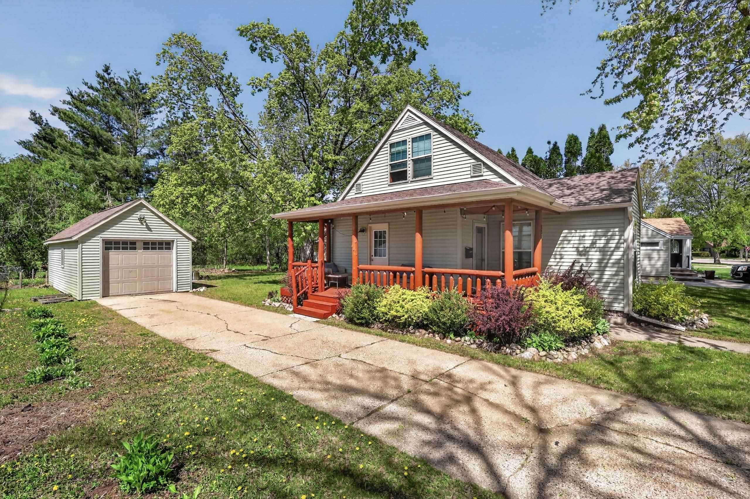 530 HILL STREET, Wisconsin Rapids, Wisconsin 54494, 3 Bedrooms Bedrooms, ,1 BathroomBathrooms,Residential,For Sale,530 HILL STREET,22602197