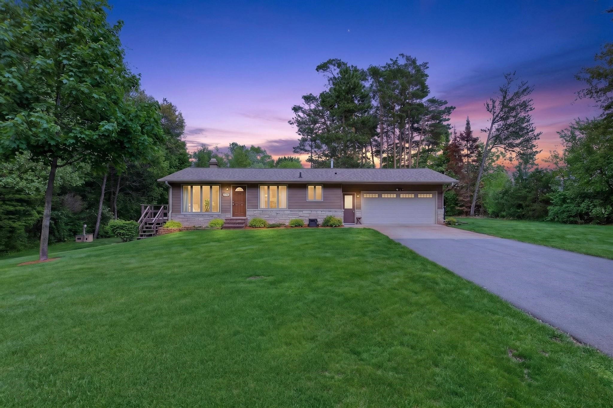 1161 WEEPING WILLOW DRIVE, Wisconsin Rapids, Wisconsin 54494, 3 Bedrooms Bedrooms, ,2 BathroomsBathrooms,Residential,For Sale,1161 WEEPING WILLOW DRIVE,22602198