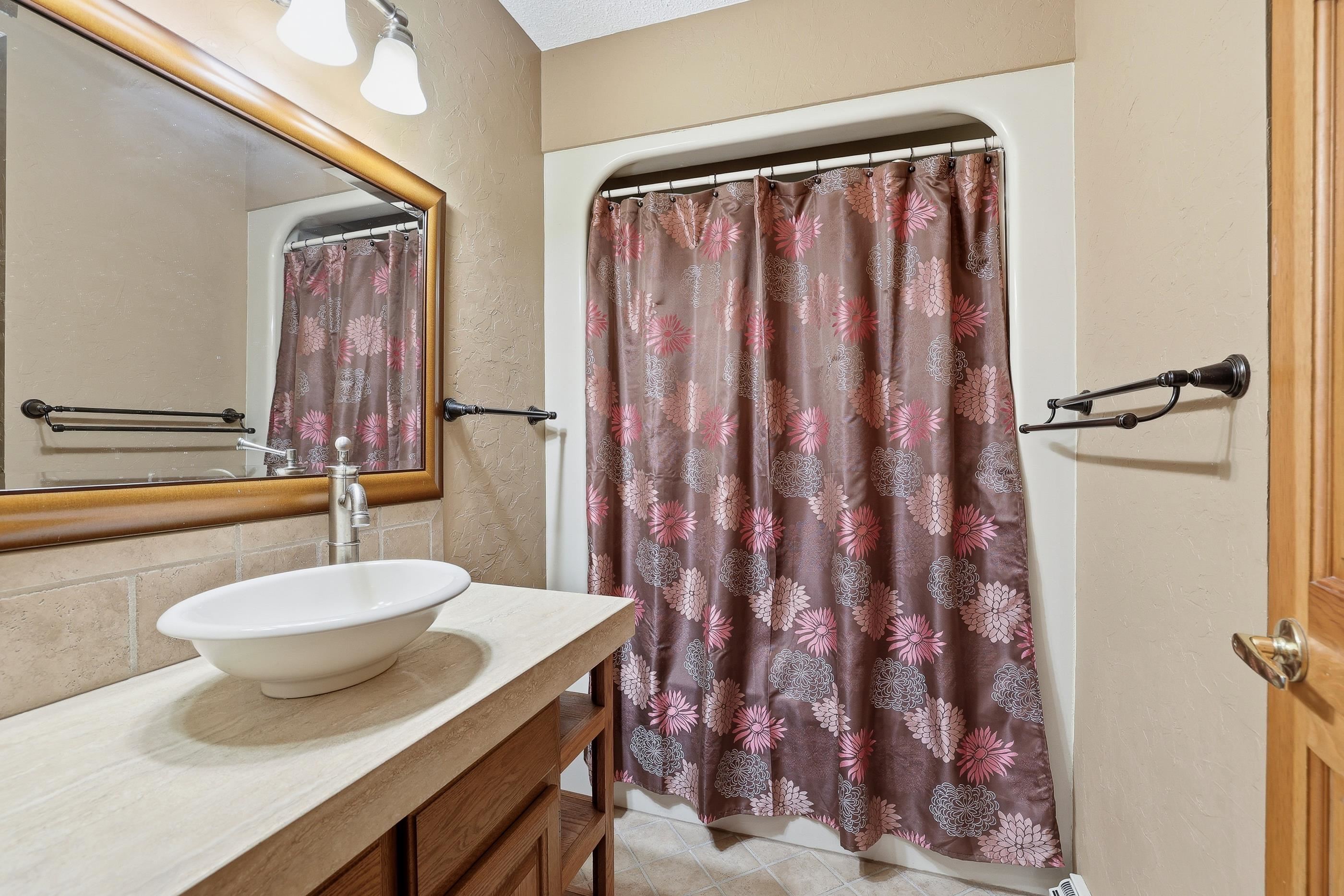 611 HONEY BEAR COURT, Waupaca, Wisconsin 54981, 3 Bedrooms Bedrooms, ,3 BathroomsBathrooms,Residential,For Sale,611 HONEY BEAR COURT,22602201