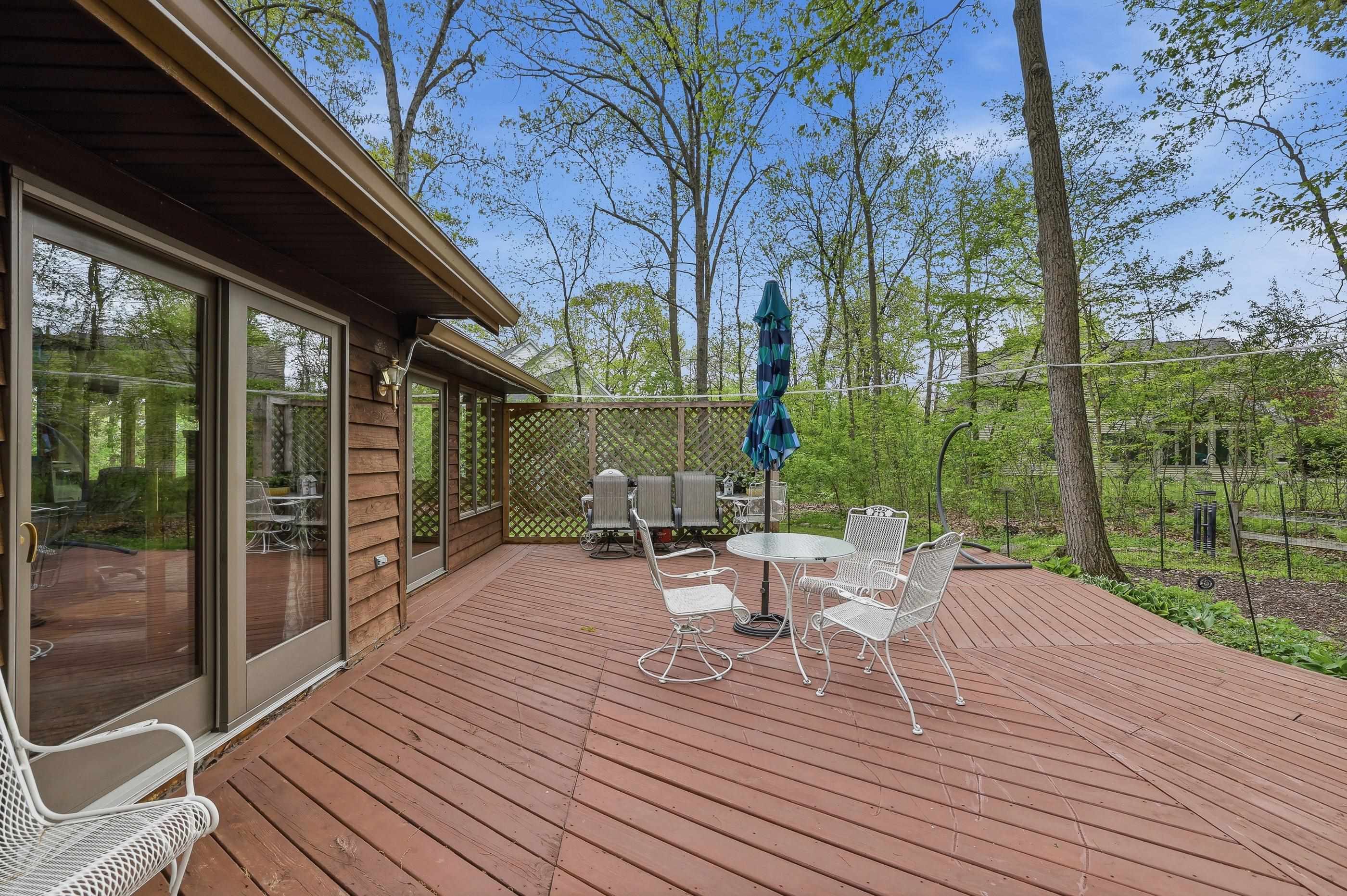 611 HONEY BEAR COURT, Waupaca, Wisconsin 54981, 3 Bedrooms Bedrooms, ,3 BathroomsBathrooms,Residential,For Sale,611 HONEY BEAR COURT,22602201