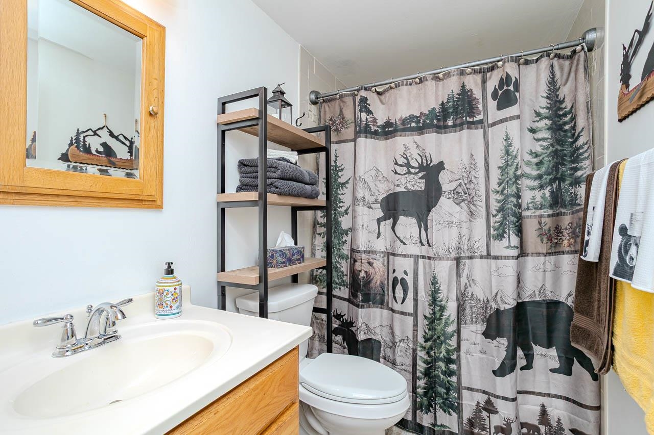 9014 NORTH STAR ROAD, WINCHESTER, Wisconsin 54557, 4 Bedrooms Bedrooms, ,3 BathroomsBathrooms,Residential,For Sale,9014 NORTH STAR ROAD,22602202