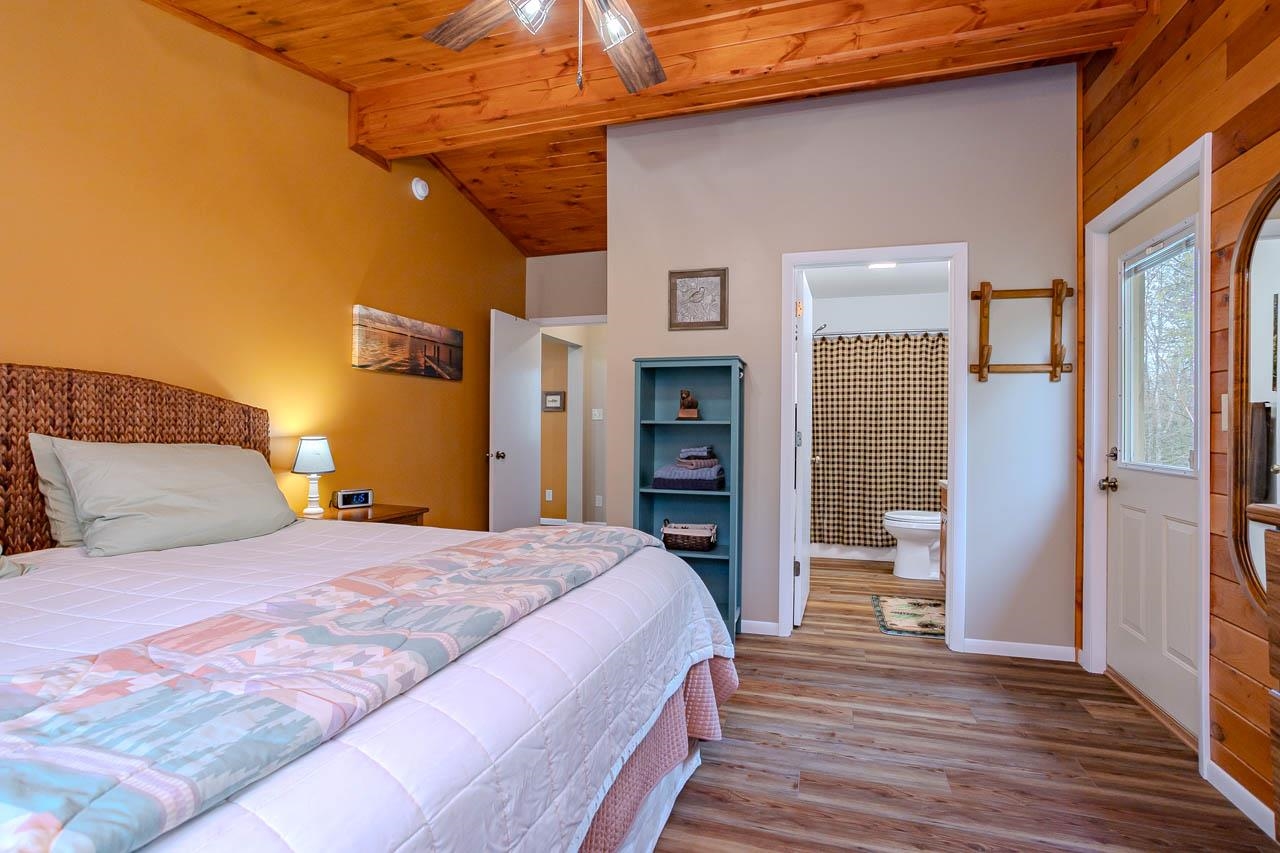 9014 NORTH STAR ROAD, WINCHESTER, Wisconsin 54557, 4 Bedrooms Bedrooms, ,3 BathroomsBathrooms,Residential,For Sale,9014 NORTH STAR ROAD,22602202