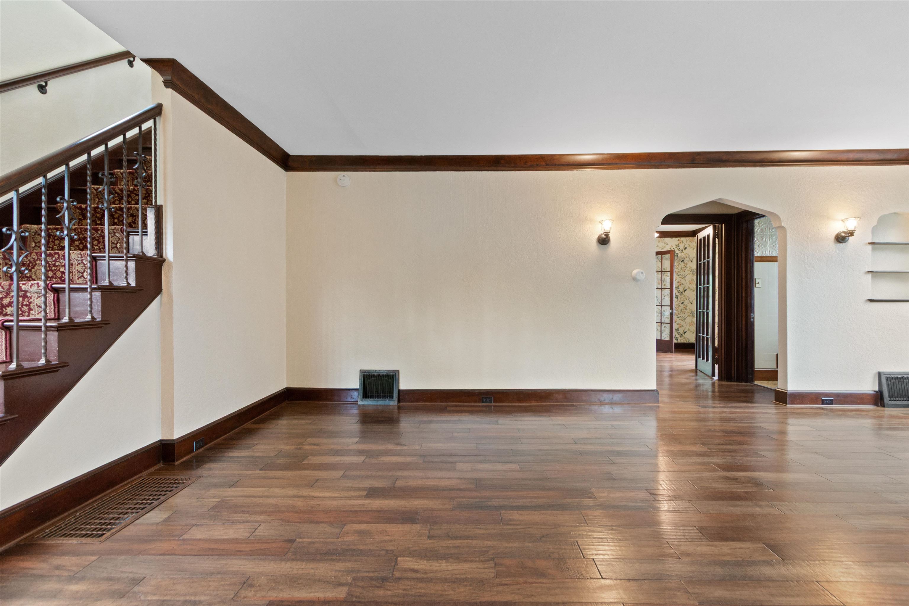 1709 MAIN STREET, Stevens Point, Wisconsin 54481, 3 Bedrooms Bedrooms, ,2 BathroomsBathrooms,Residential,For Sale,1709 MAIN STREET,22602207
