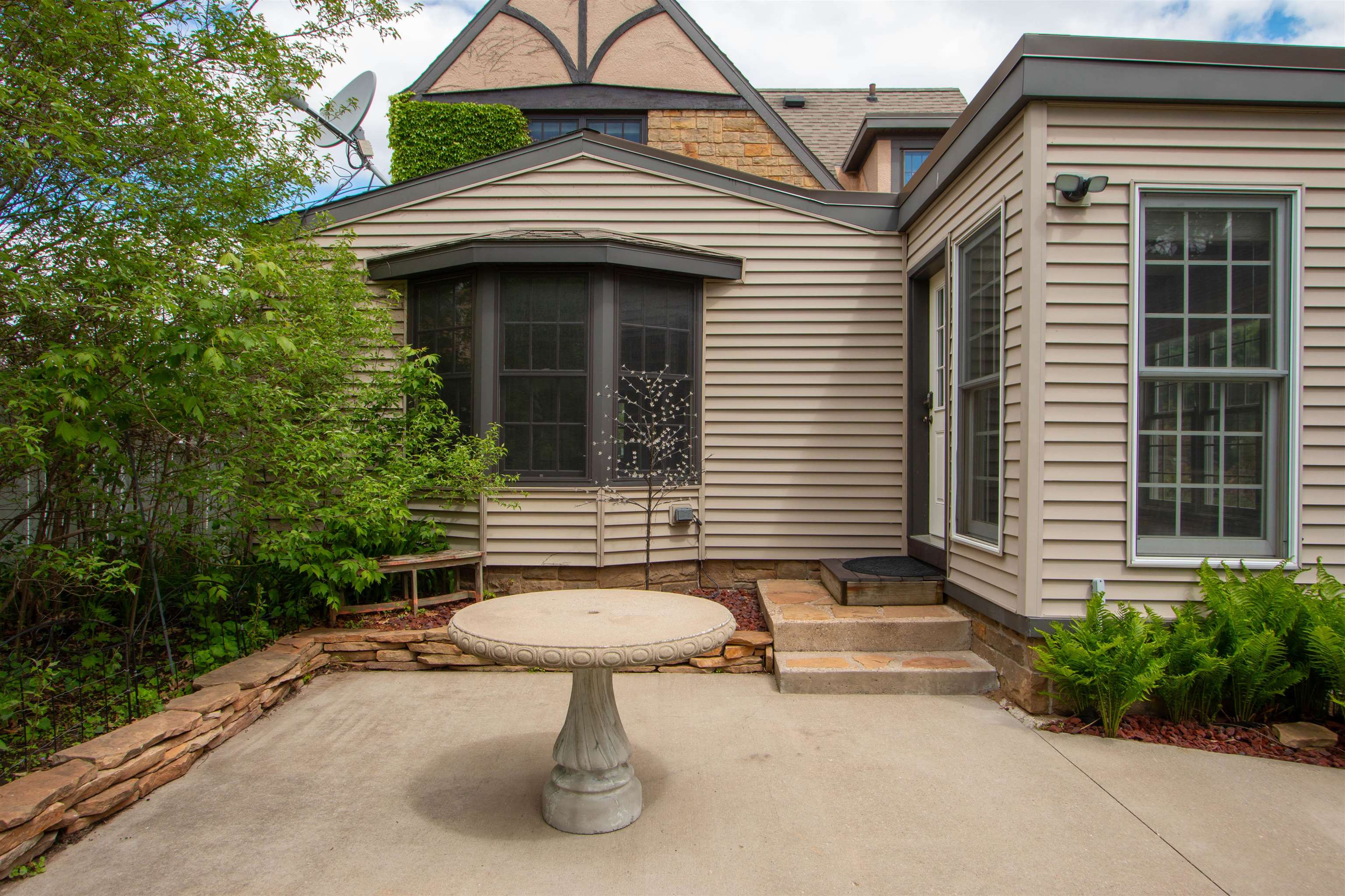 1709 MAIN STREET, Stevens Point, Wisconsin 54481, 3 Bedrooms Bedrooms, ,2 BathroomsBathrooms,Residential,For Sale,1709 MAIN STREET,22602207