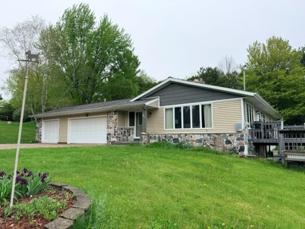3601 N 18TH AVENUE, Wausau, Wisconsin 54401, 4 Bedrooms Bedrooms, ,2 BathroomsBathrooms,Residential,For Sale,3601 N 18TH AVENUE,22602208