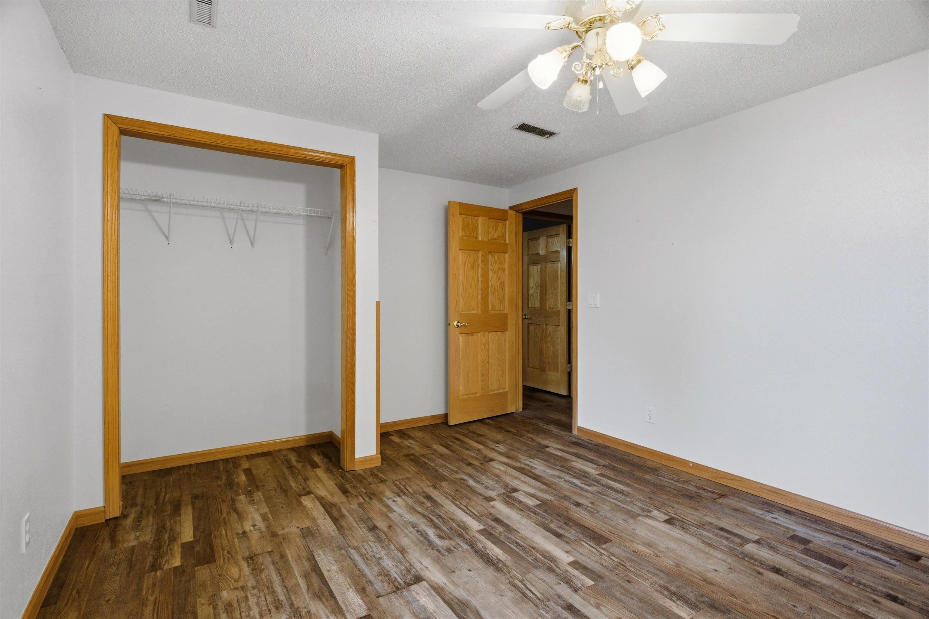 207900 ABE LINCOLN AVENUE, Marshfield, Wisconsin 54449, 3 Bedrooms Bedrooms, ,3 BathroomsBathrooms,Residential,For Sale,207900 ABE LINCOLN AVENUE,22602211