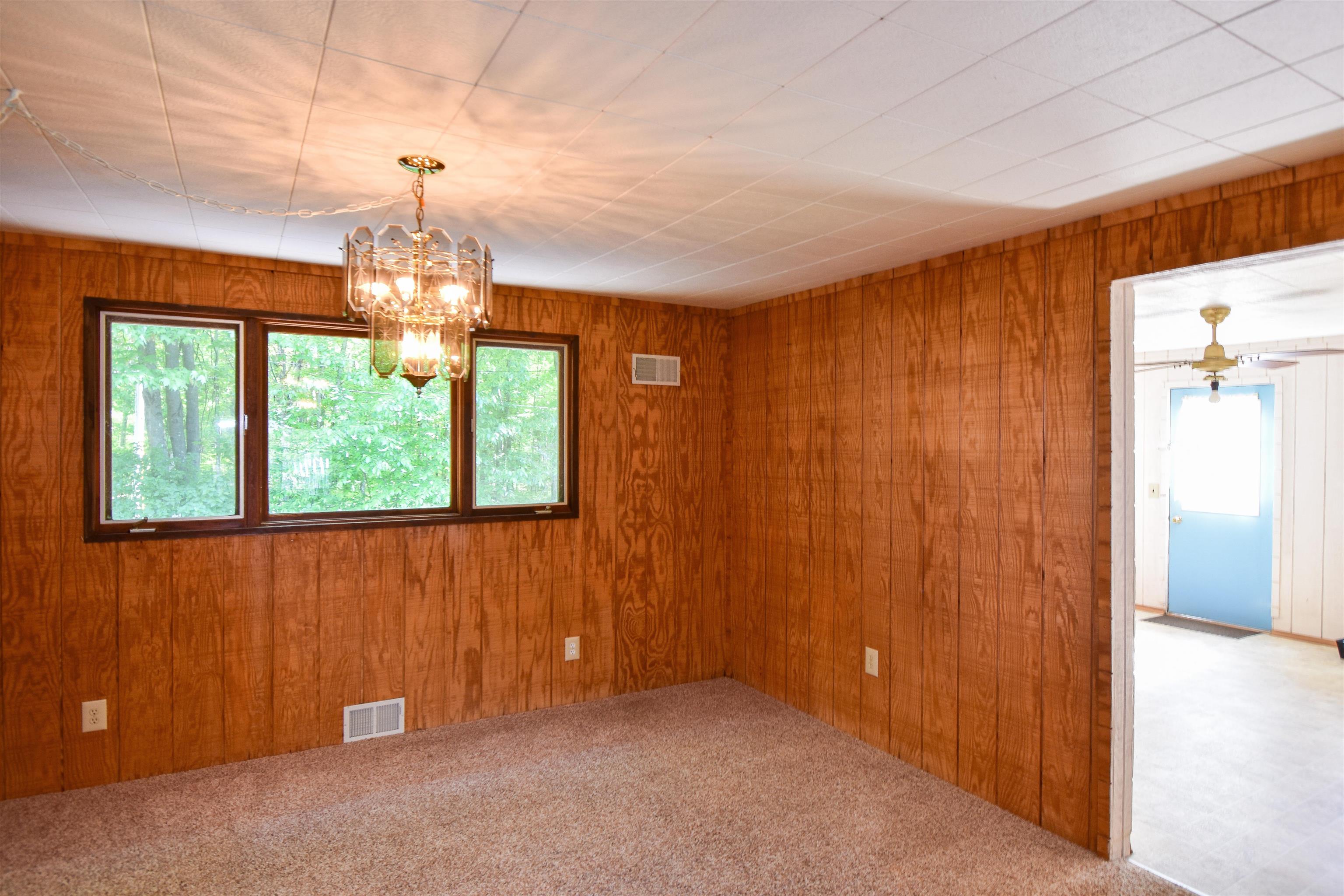 902 ROCKY RIDGE DRIVE, Stevens Point, Wisconsin 54482, 3 Bedrooms Bedrooms, ,1 BathroomBathrooms,Residential,For Sale,902 ROCKY RIDGE DRIVE,22602212