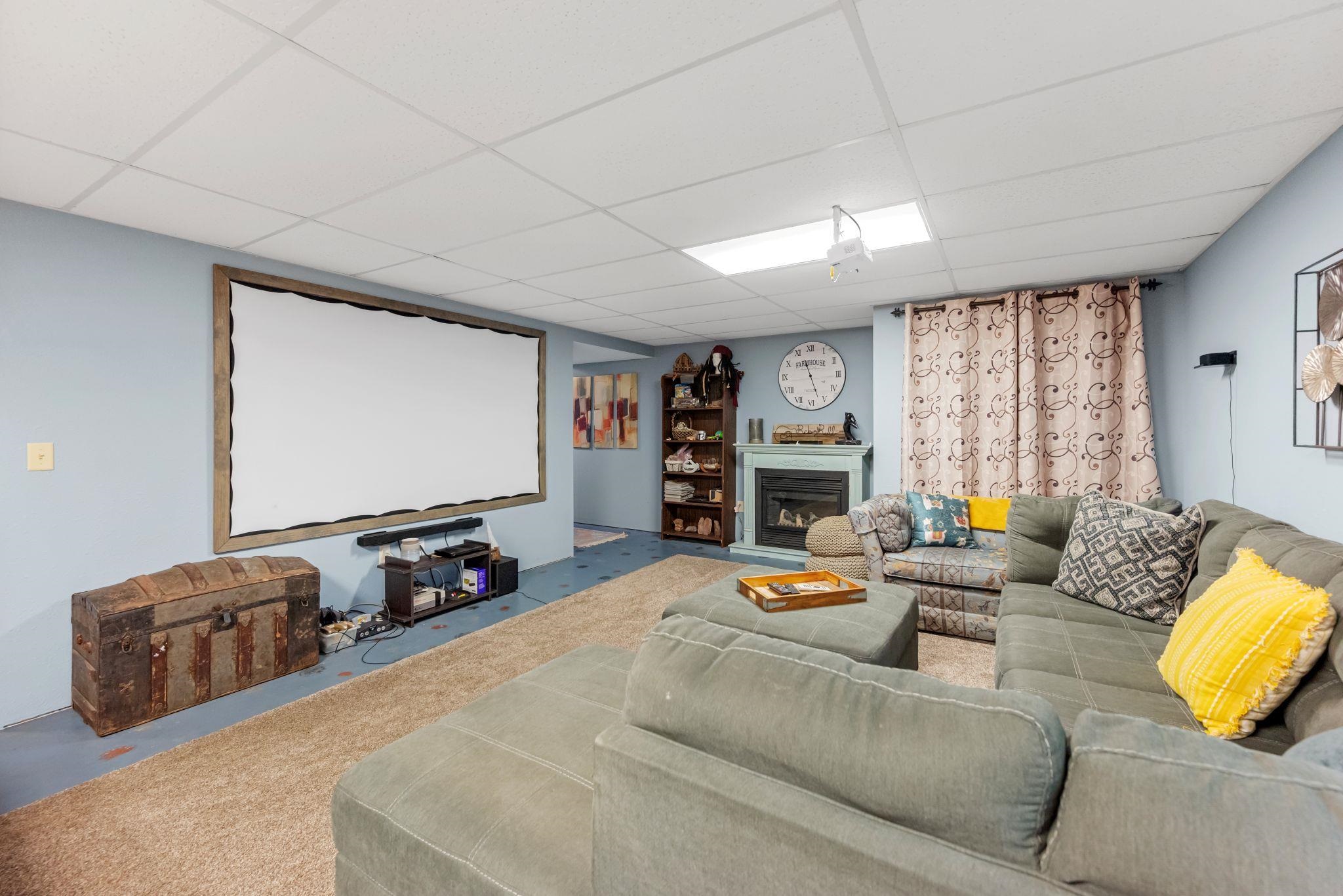 3321 ROSEWOOD DRIVE, Plover, Wisconsin 54467, 3 Bedrooms Bedrooms, ,2 BathroomsBathrooms,Residential,For Sale,3321 ROSEWOOD DRIVE,22602213