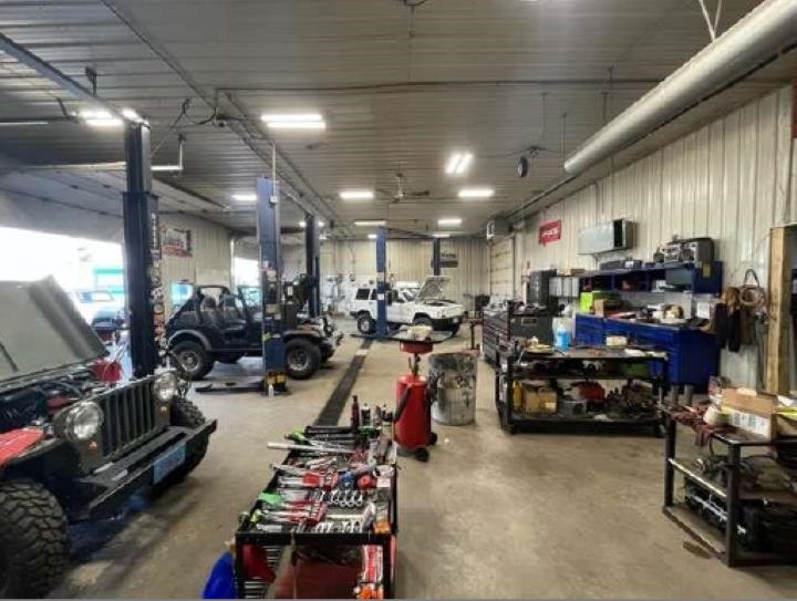 6129 SANDSTONE ROAD, Eau Claire, Wisconsin 54701, ,Commercial/industrial,For Sale,6129 SANDSTONE ROAD,22602214