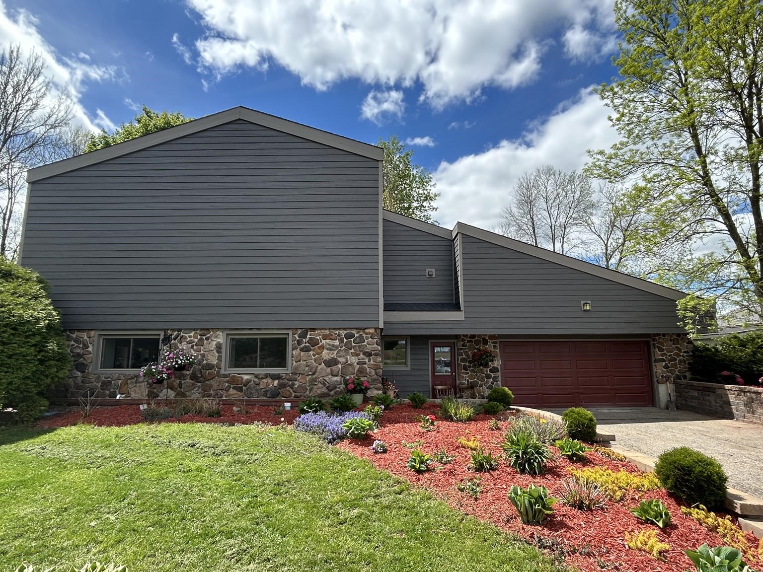 11101 ROBIN ROAD, Marshfield, Wisconsin 54449, 4 Bedrooms Bedrooms, ,3 BathroomsBathrooms,Residential,For Sale,11101 ROBIN ROAD,22602216