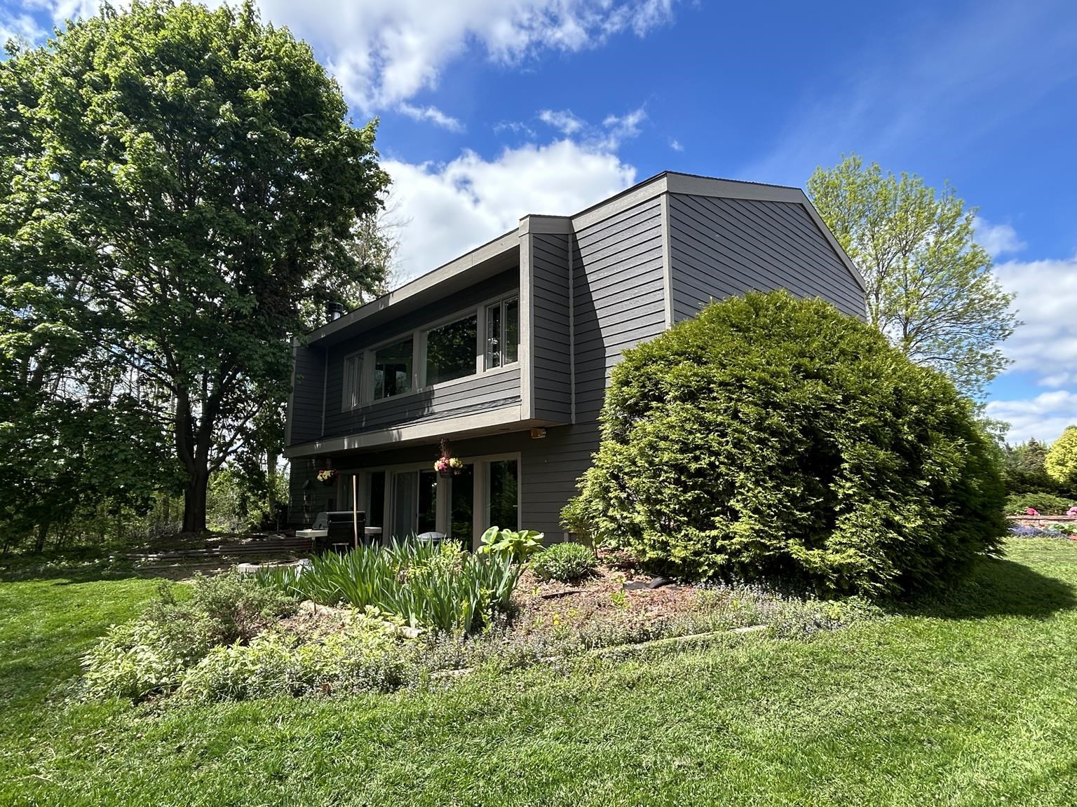 11101 ROBIN ROAD, Marshfield, Wisconsin 54449, 4 Bedrooms Bedrooms, ,3 BathroomsBathrooms,Residential,For Sale,11101 ROBIN ROAD,22602216