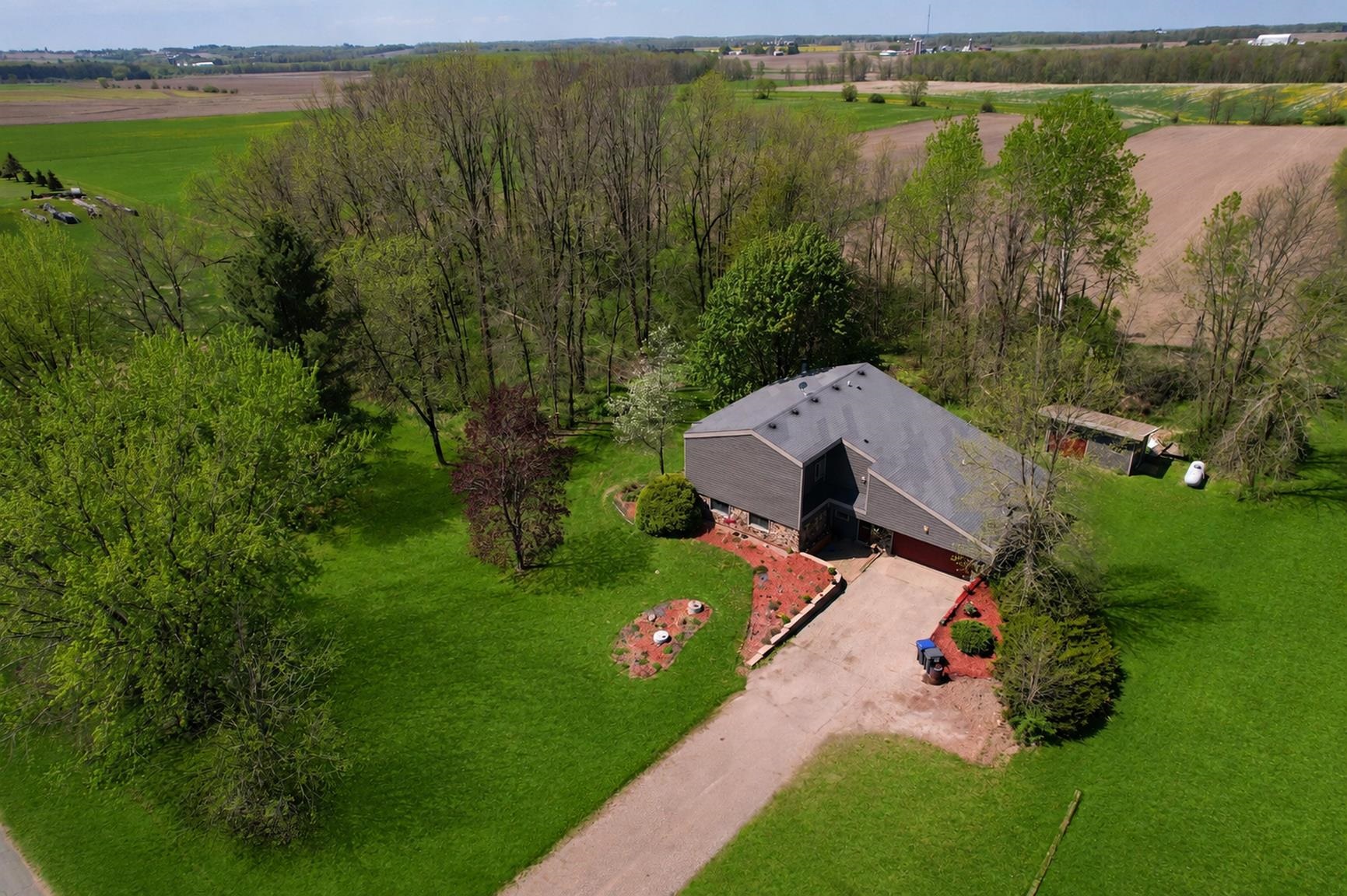 11101 ROBIN ROAD, Marshfield, Wisconsin 54449, 4 Bedrooms Bedrooms, ,3 BathroomsBathrooms,Residential,For Sale,11101 ROBIN ROAD,22602216