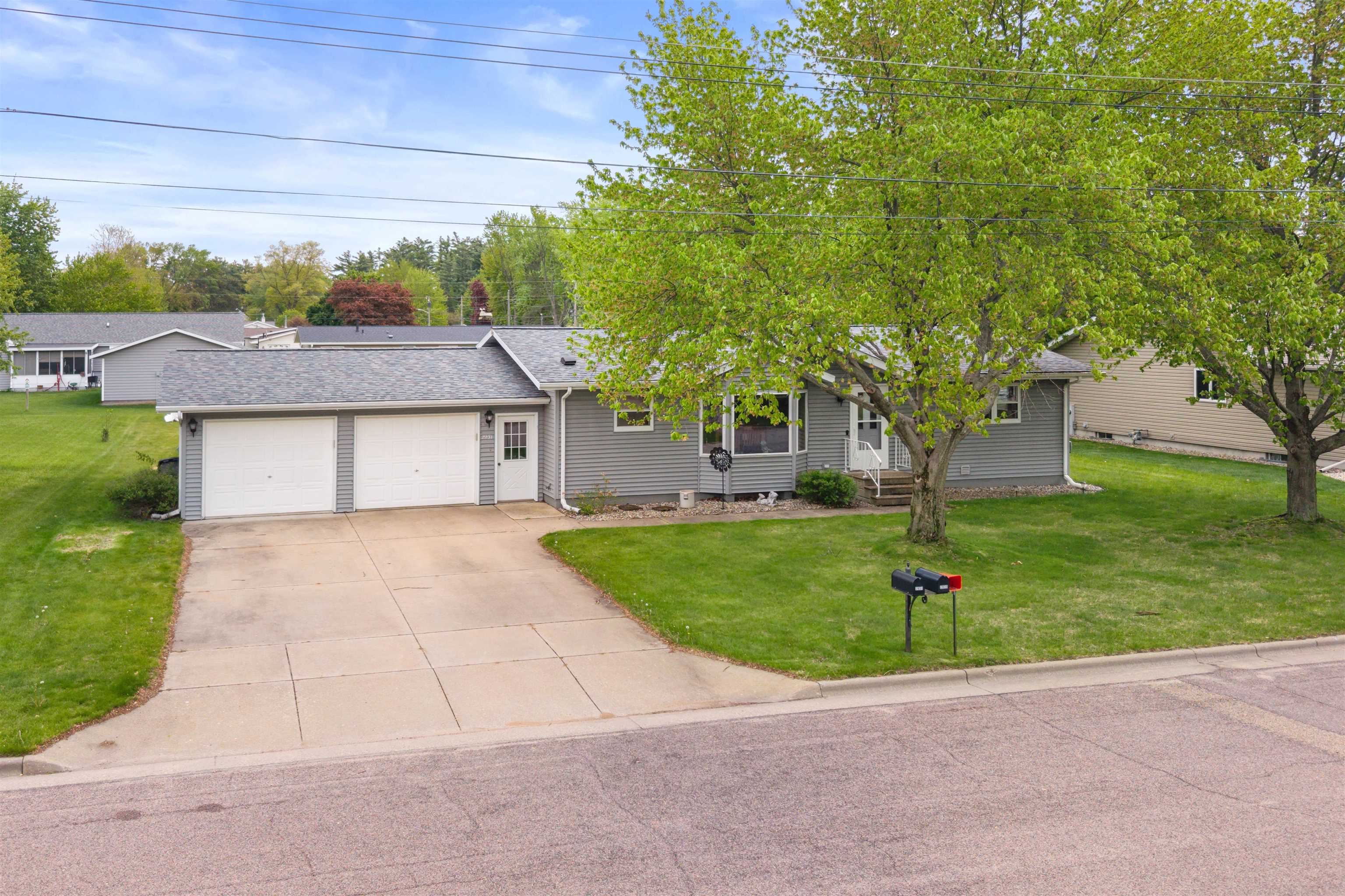2931 4TH STREET SOUTH, Wisconsin Rapids, Wisconsin 54494, 2 Bedrooms Bedrooms, ,2 BathroomsBathrooms,Residential,For Sale,2931 4TH STREET SOUTH,22602217